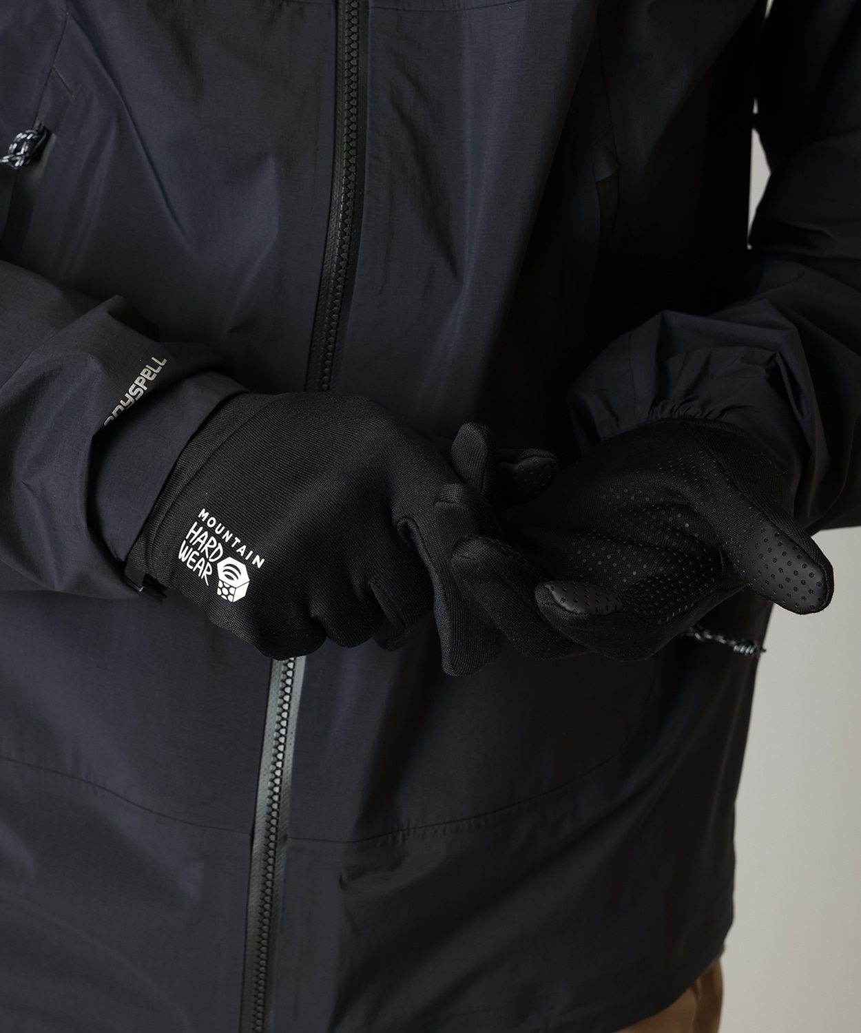 010Black