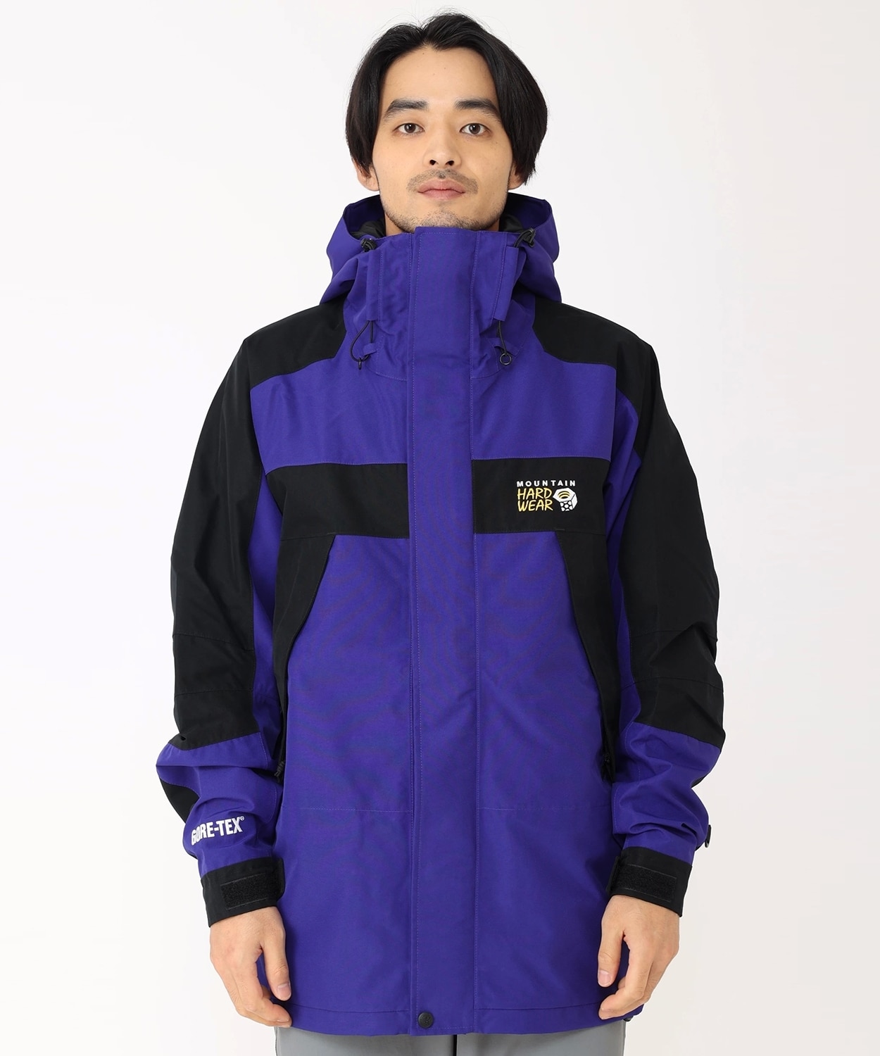 MOUNTAIN HARDWEAR GORE-TEX ジャケット。