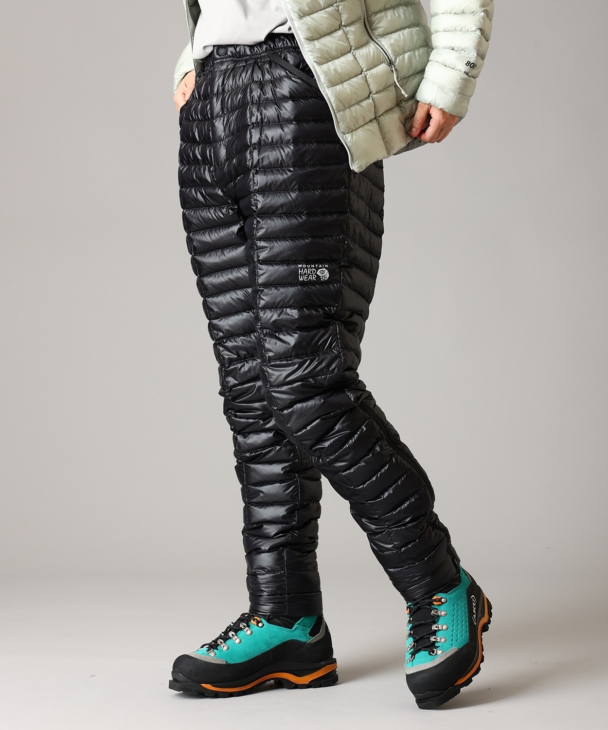 010Black