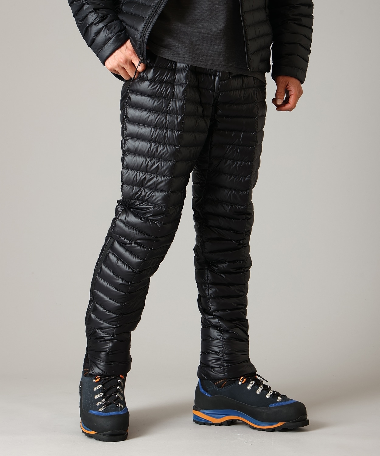 010Black