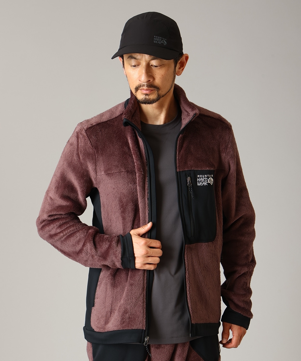 219Carob Black