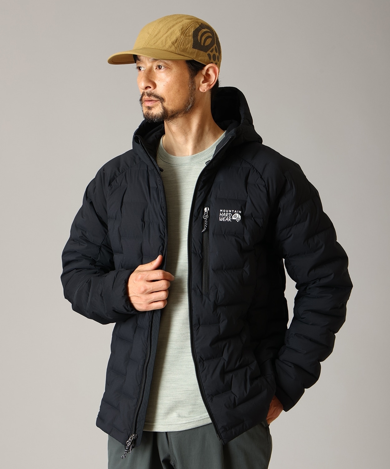 010Black