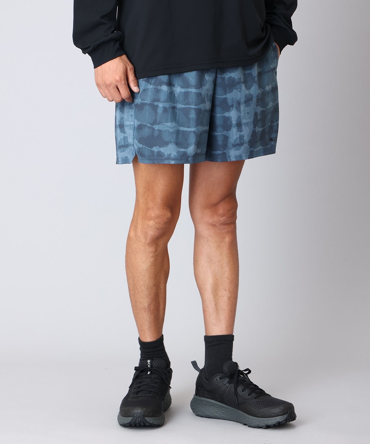 444Adriatic Blue Prismatic Print