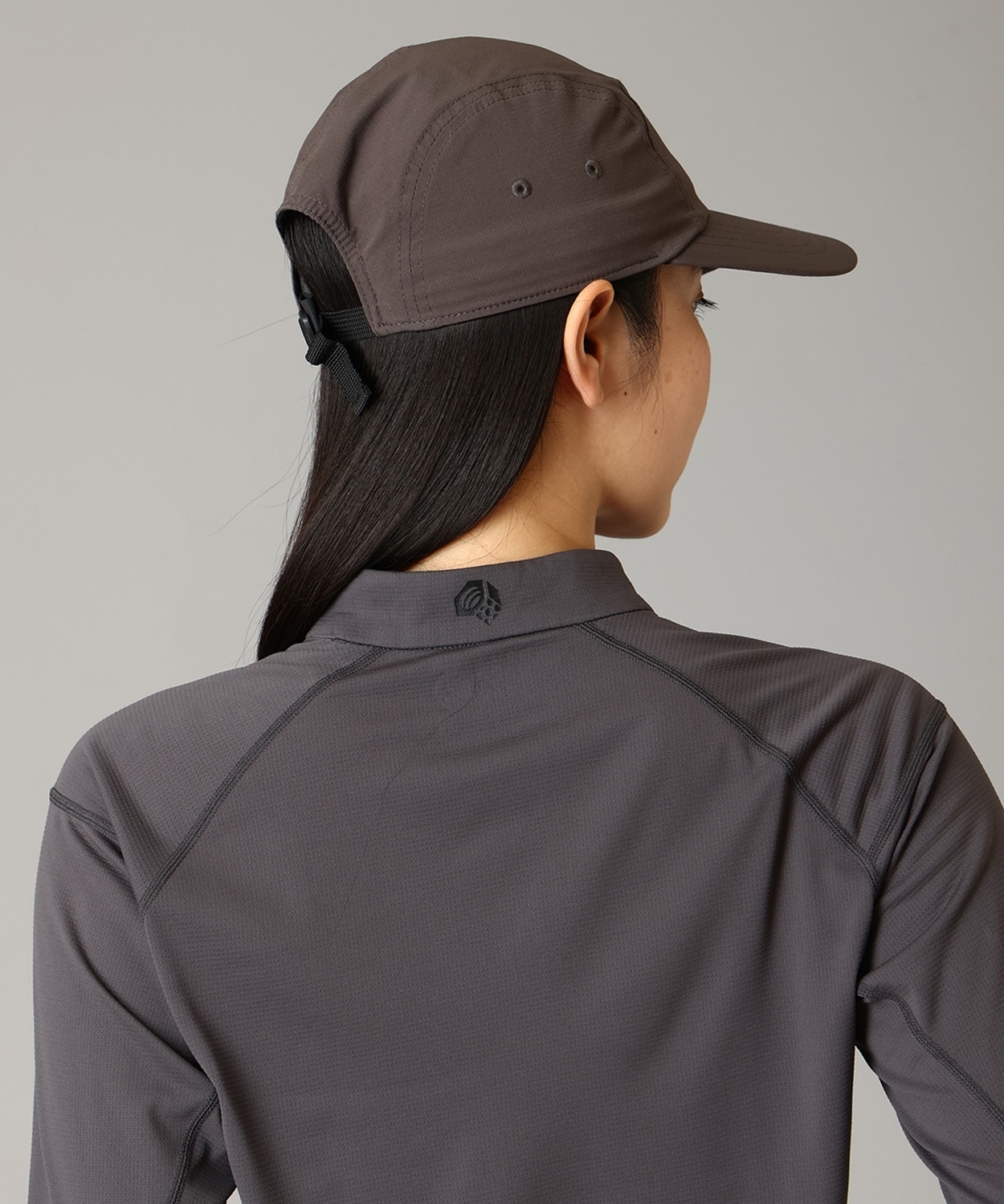 056Foil Grey