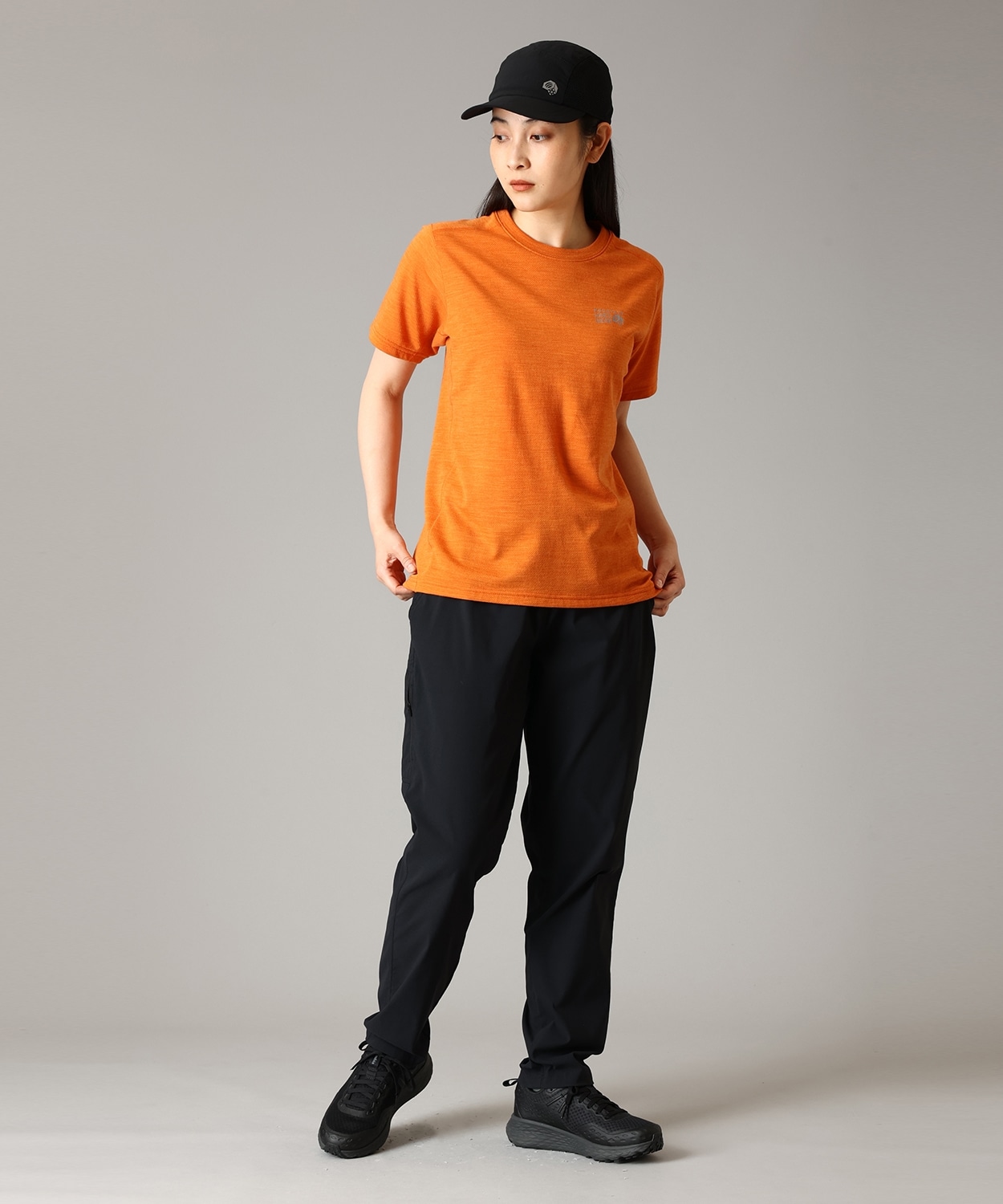 010Black
