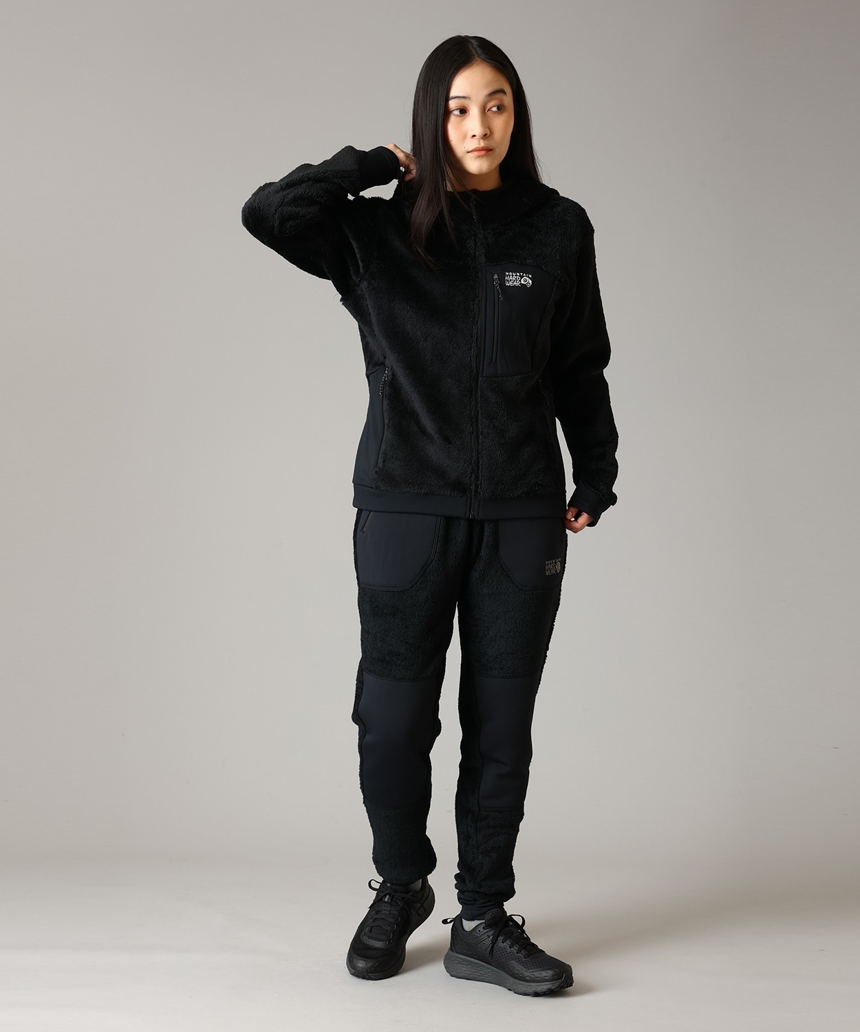010Black
