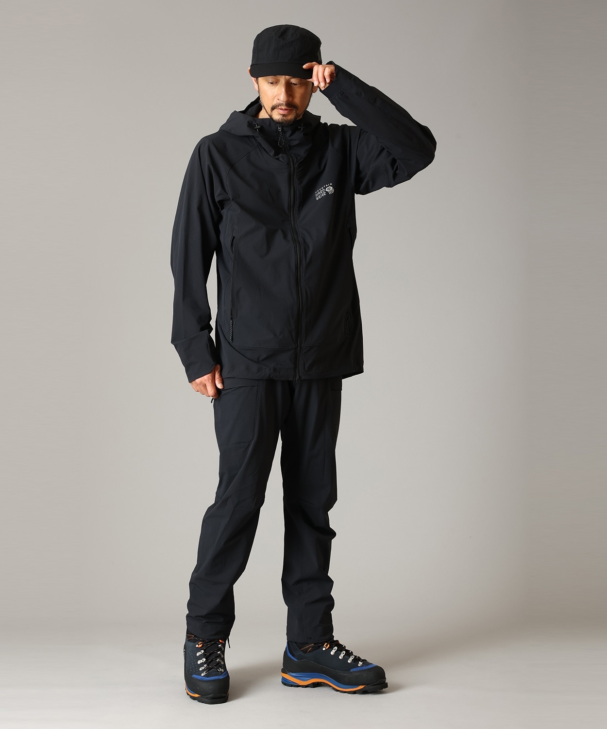 010Black