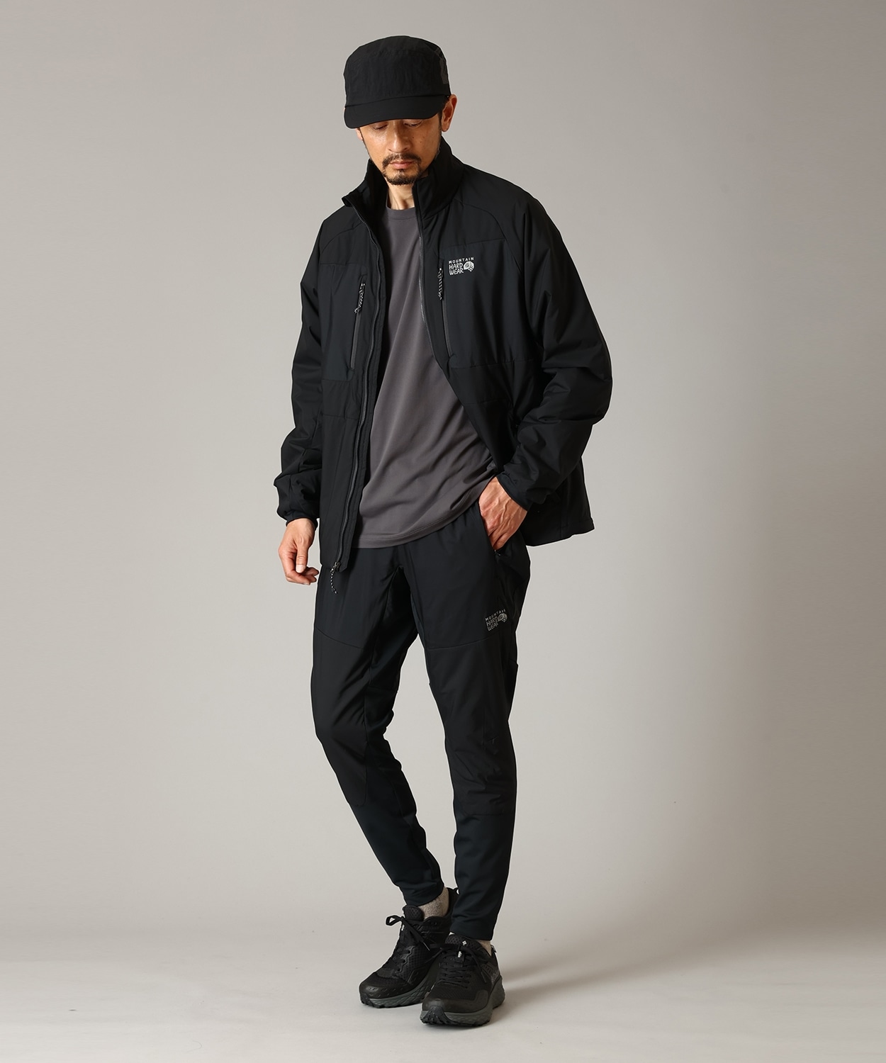 010Black