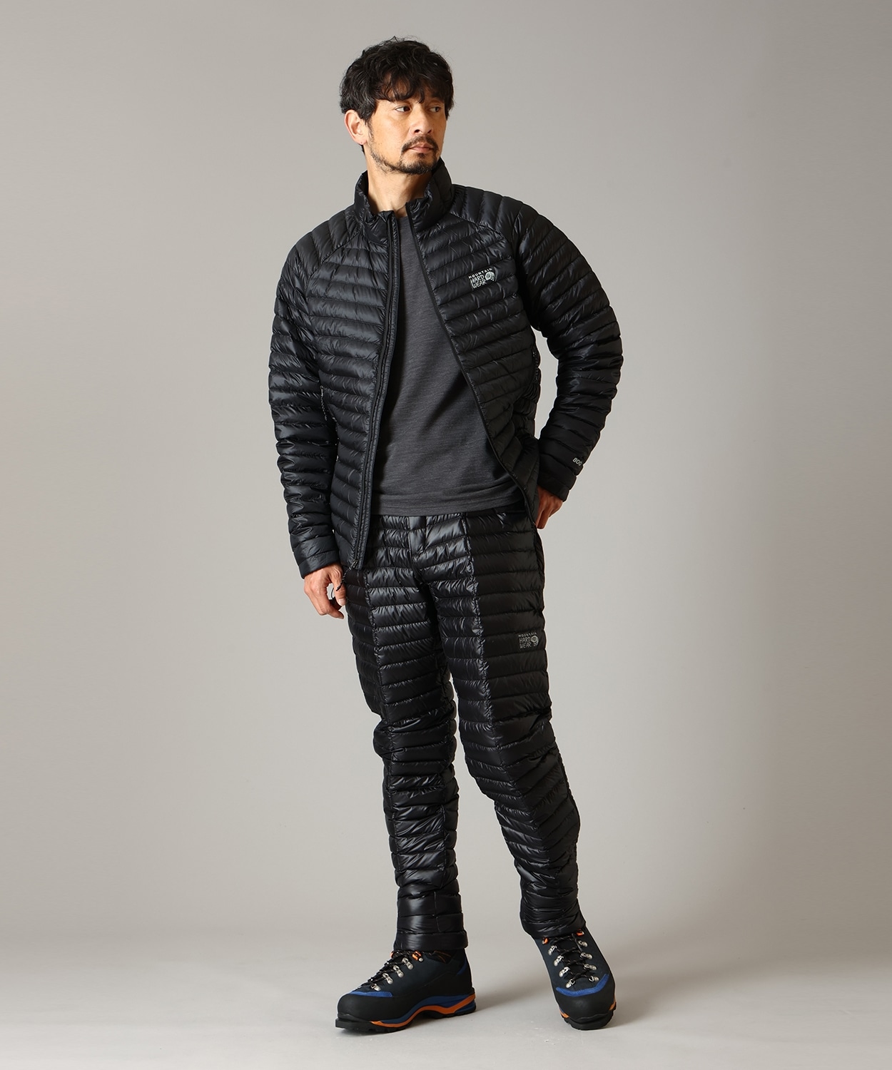 010Black
