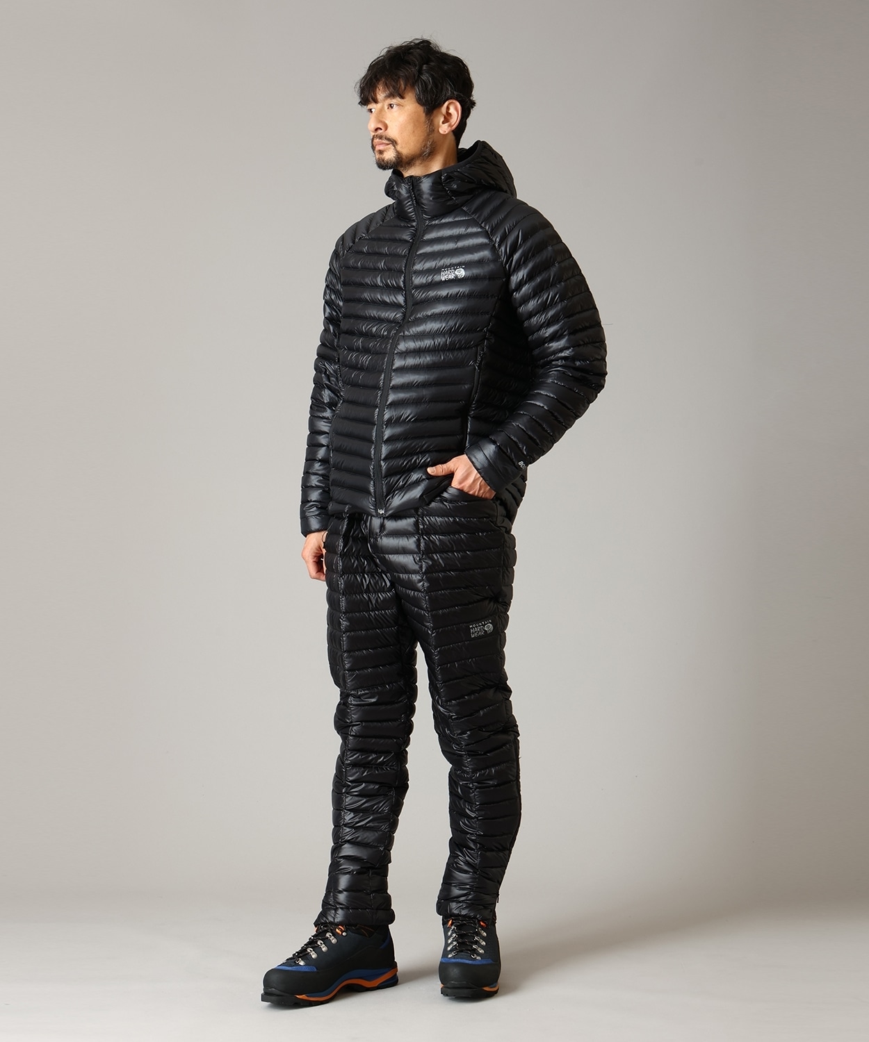 010Black