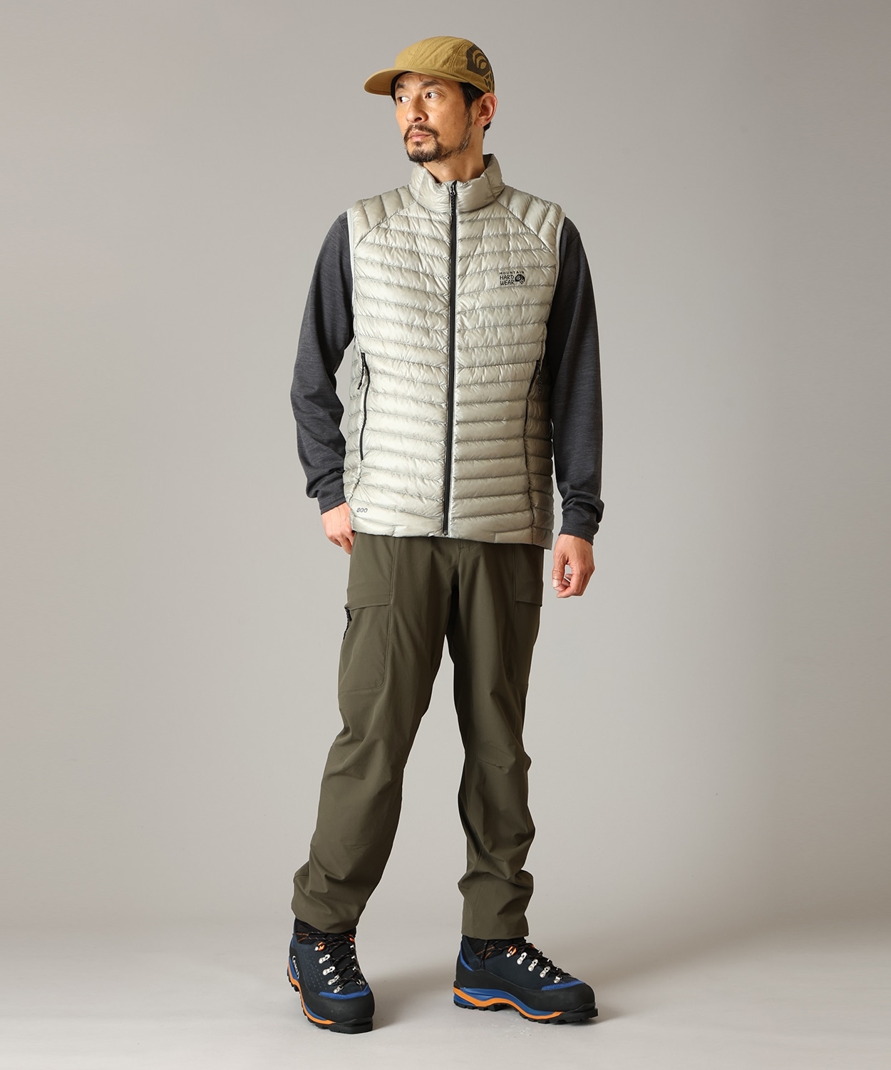 059Half Moon Grey