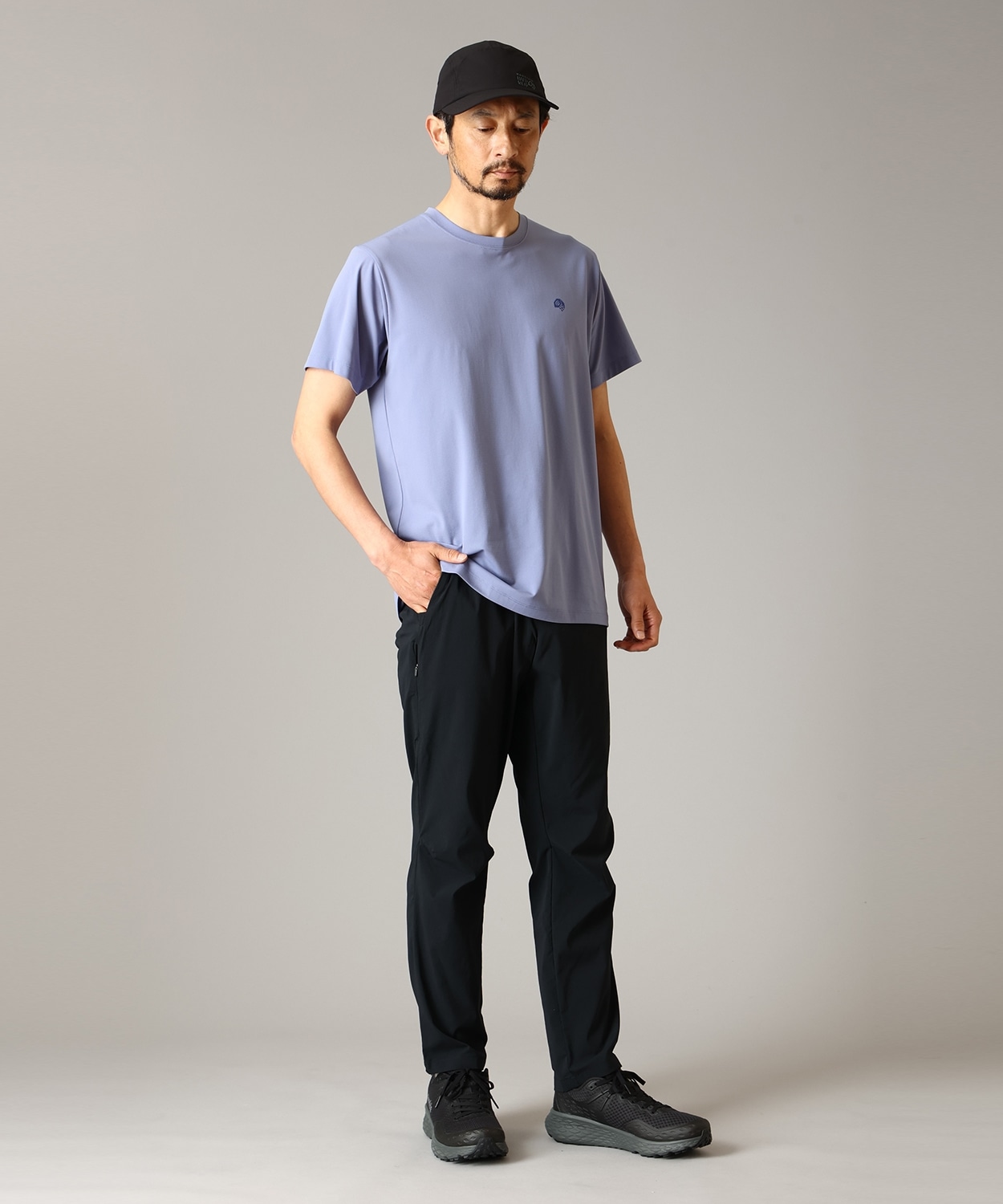 010Black