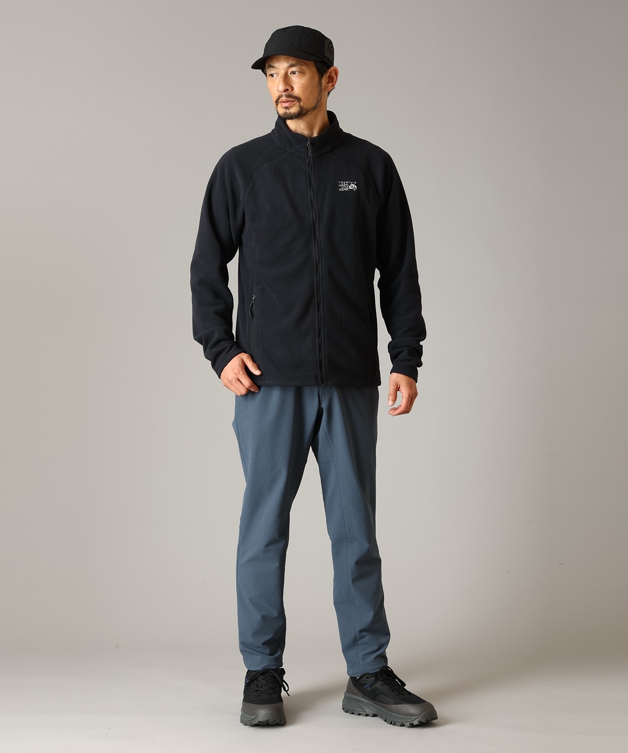 010Black