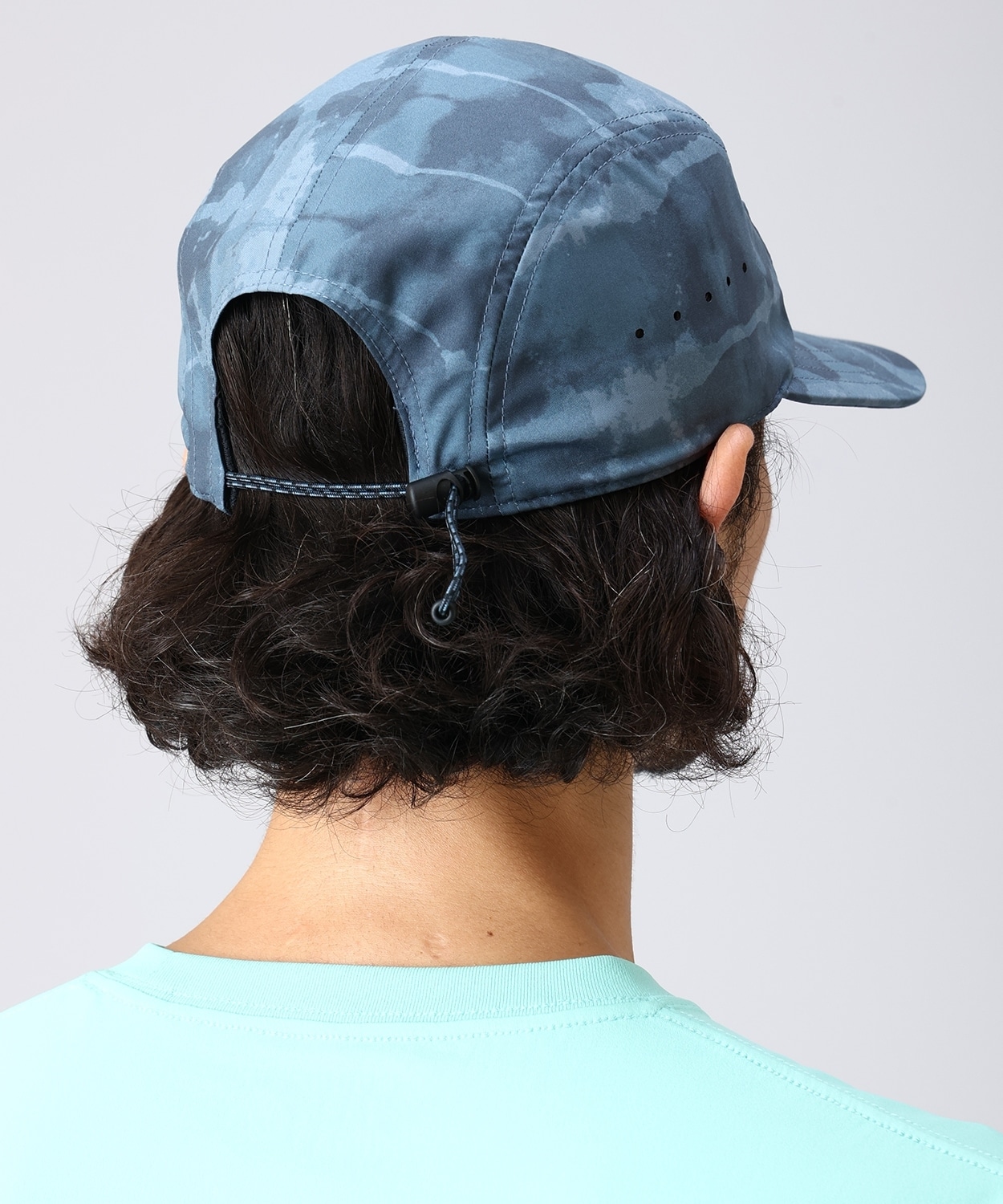 440Adriatic Blue Prismatic Print