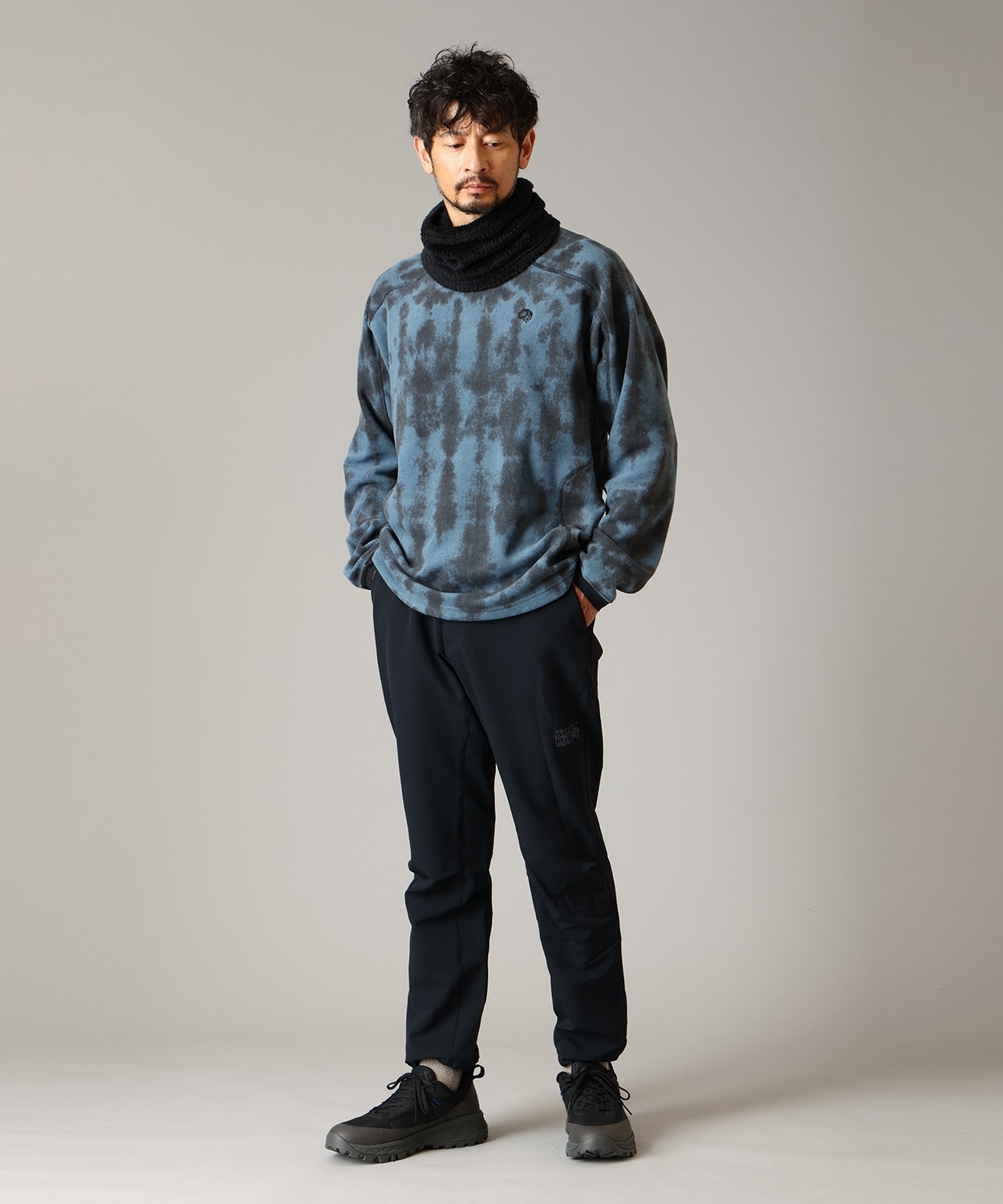 010Black