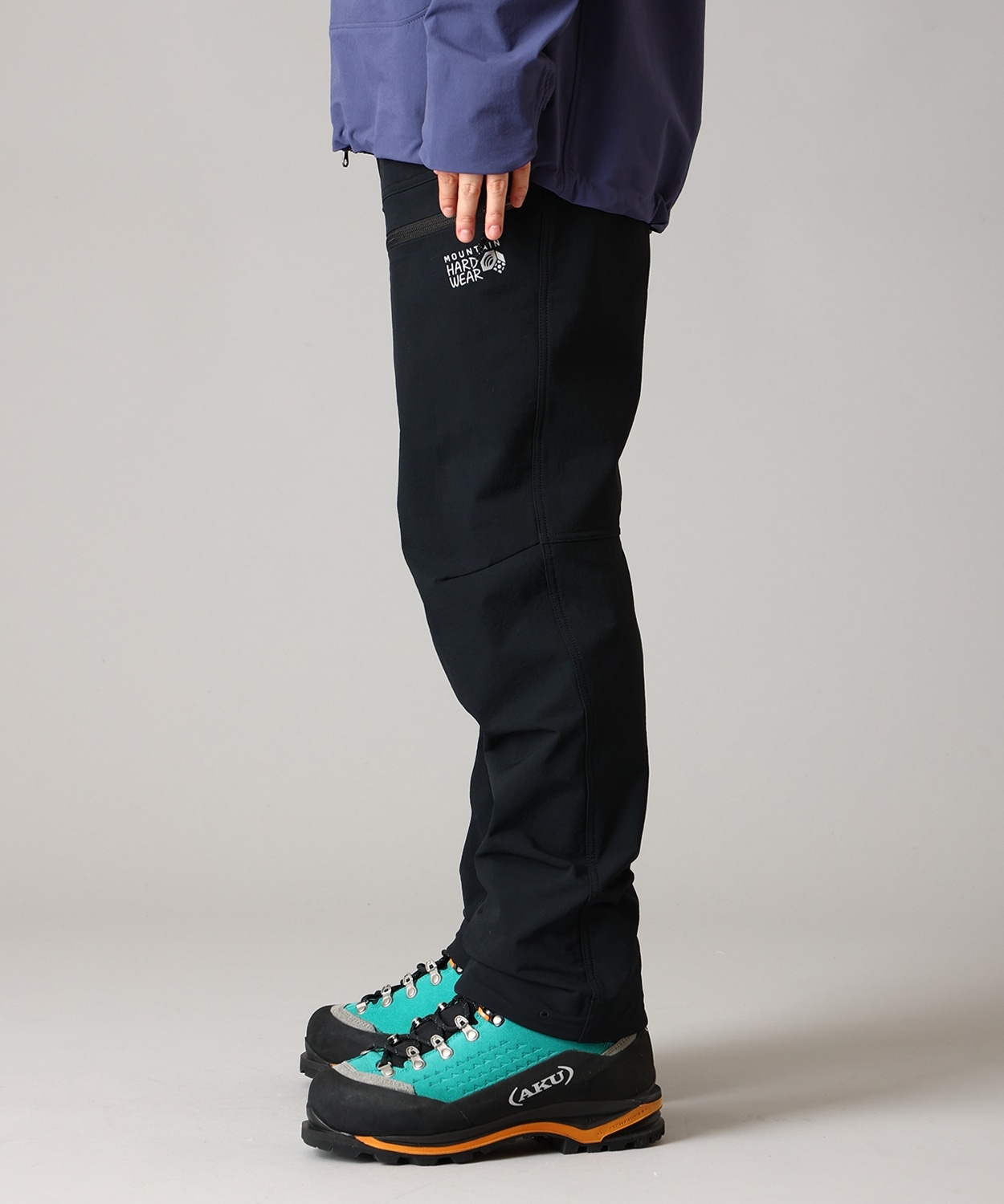 010Black