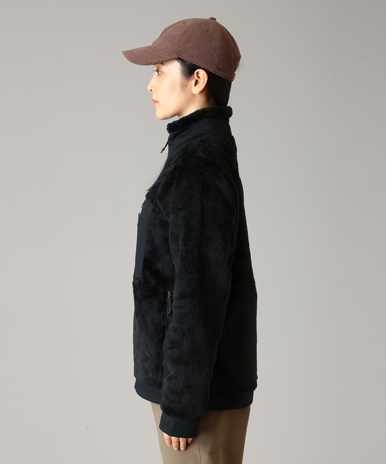 090Black
