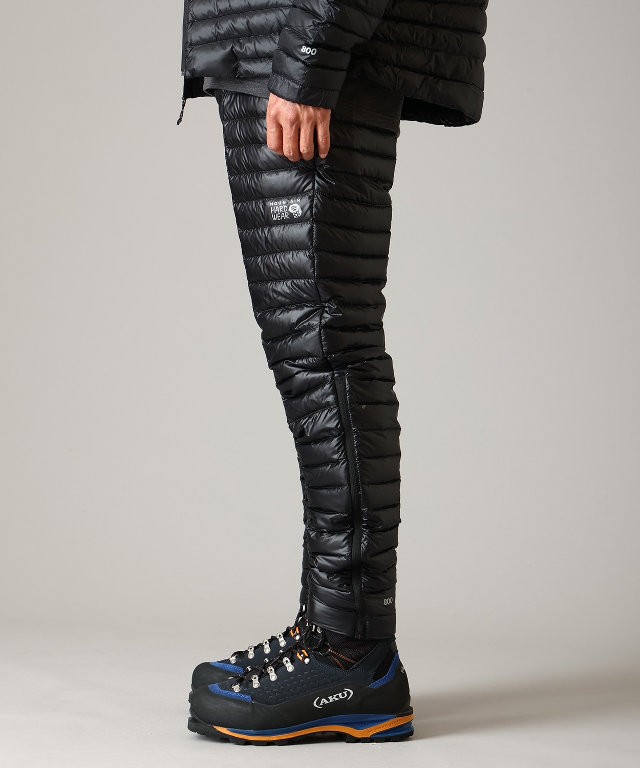 010Black