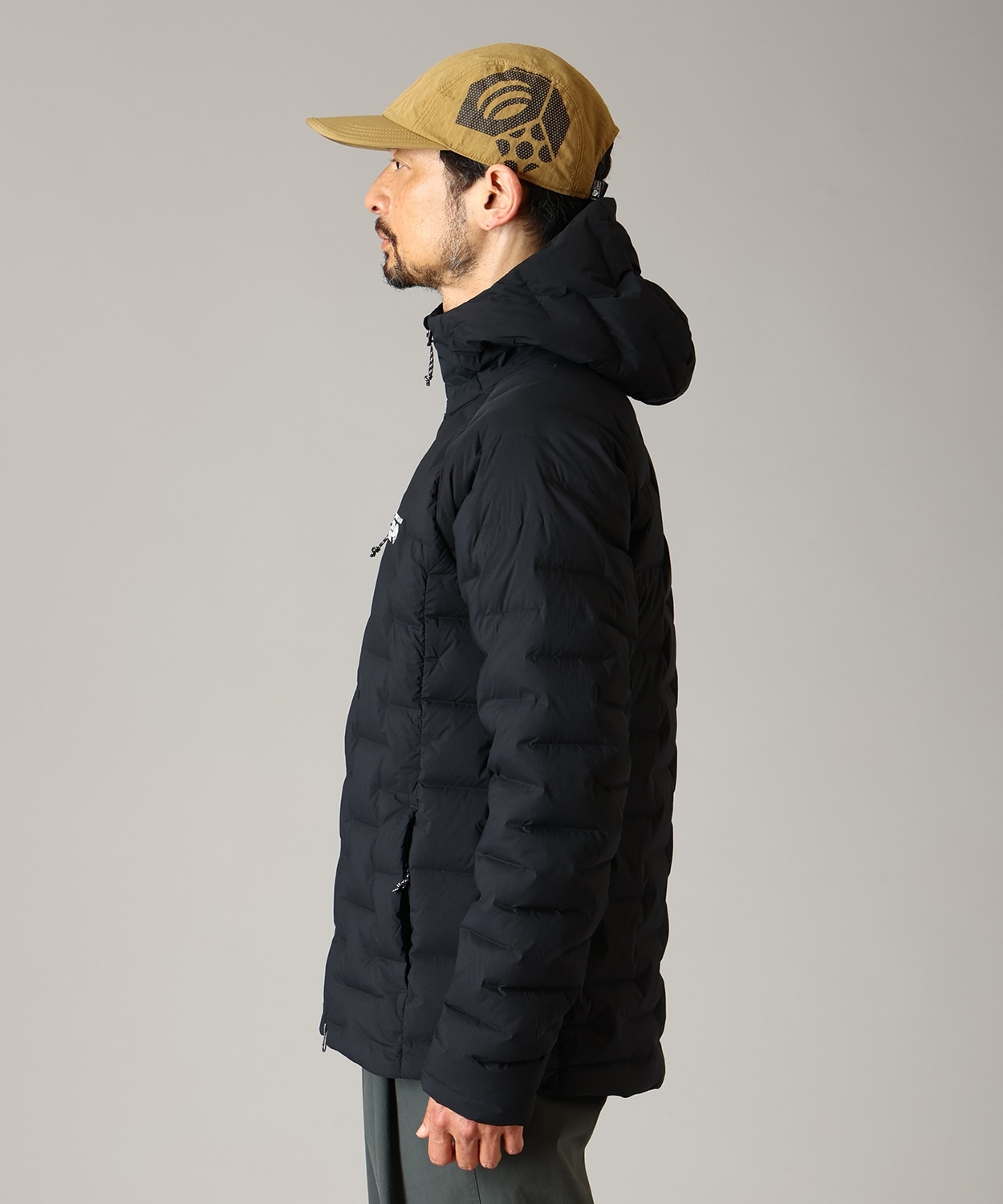 010Black