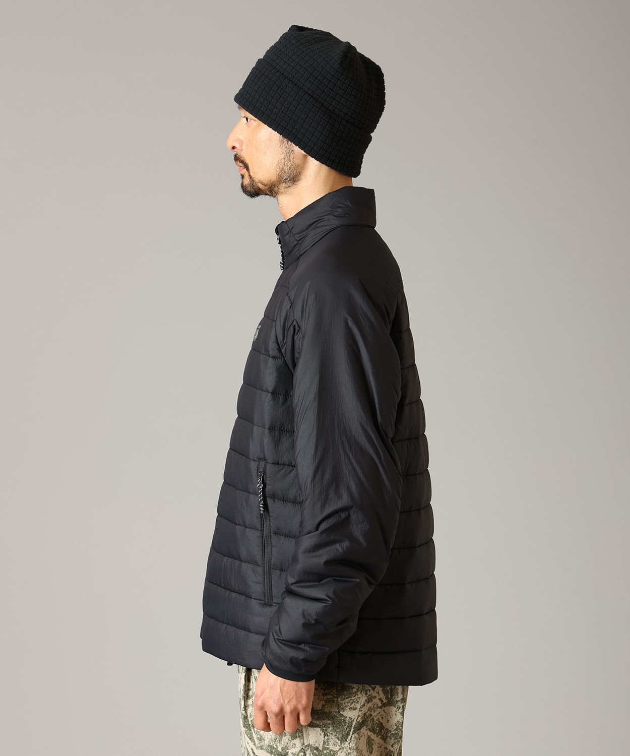 010Black
