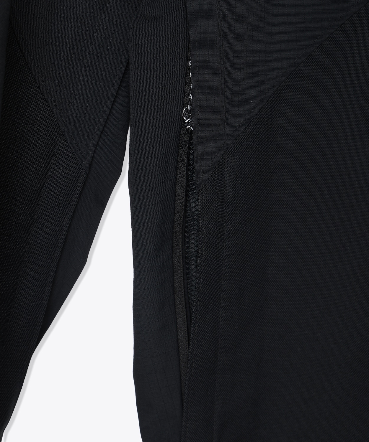 010Black