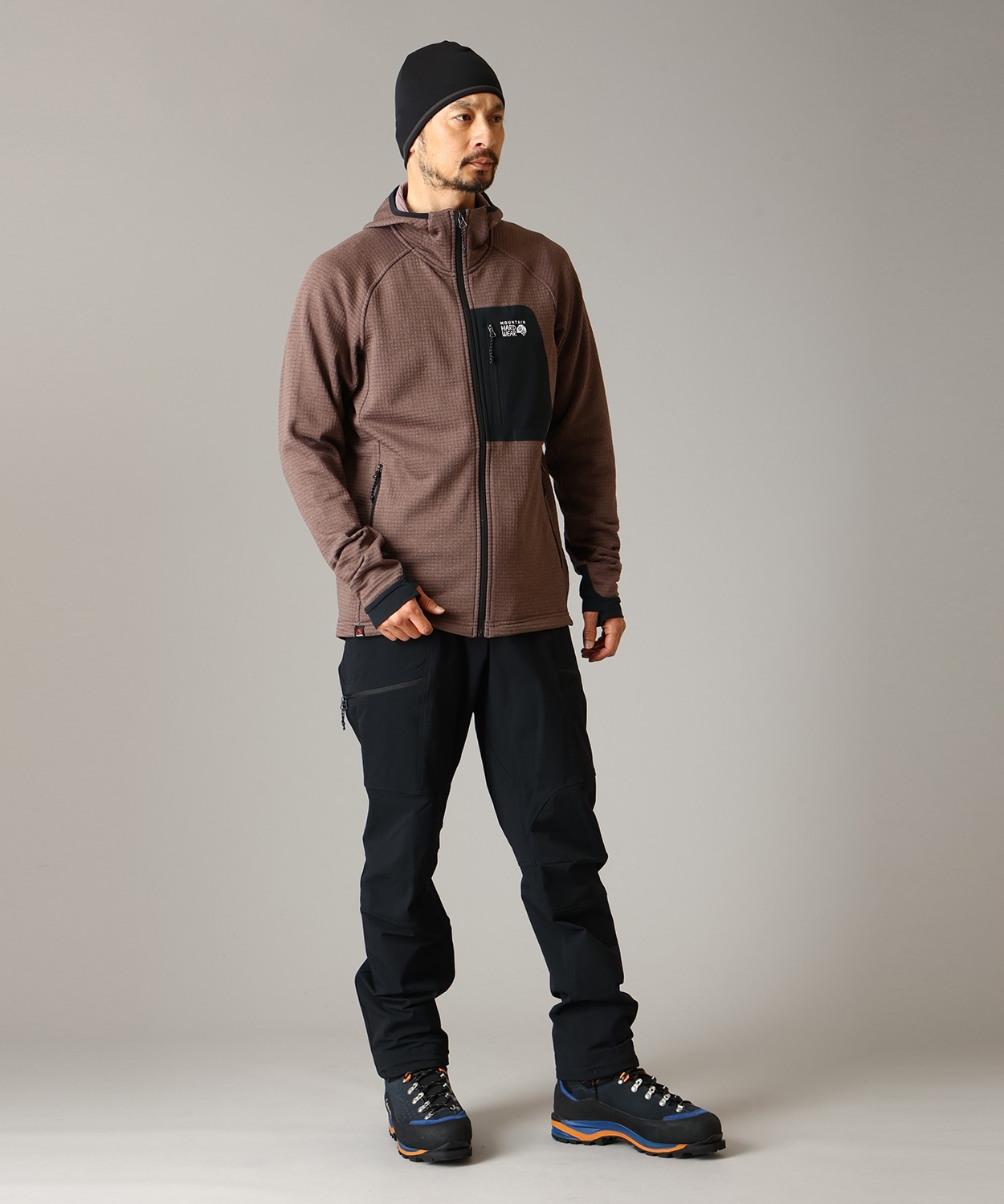 099Black