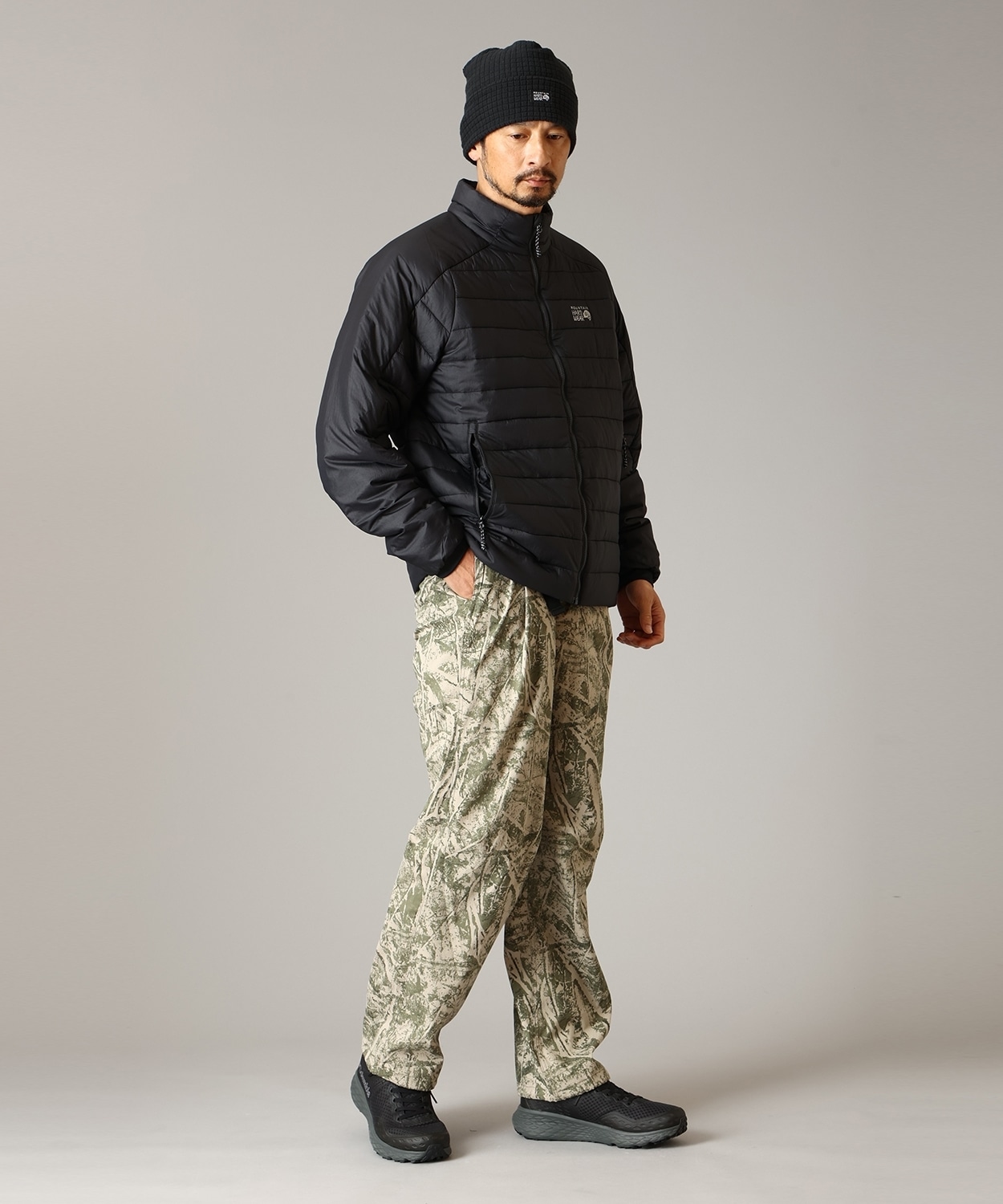 010Black