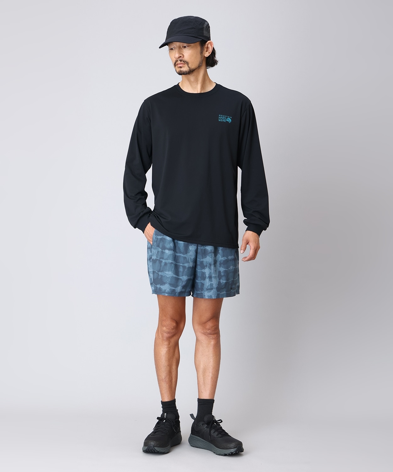 010Black