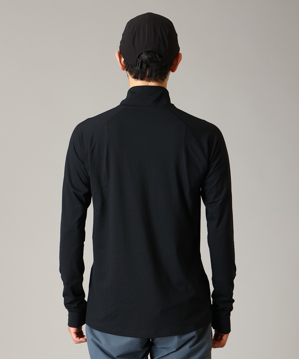 010Black