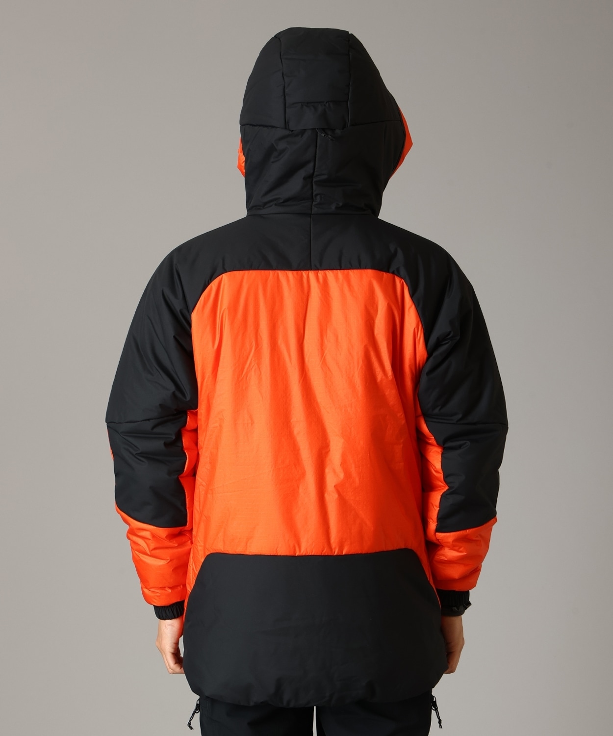842State Orange Black
