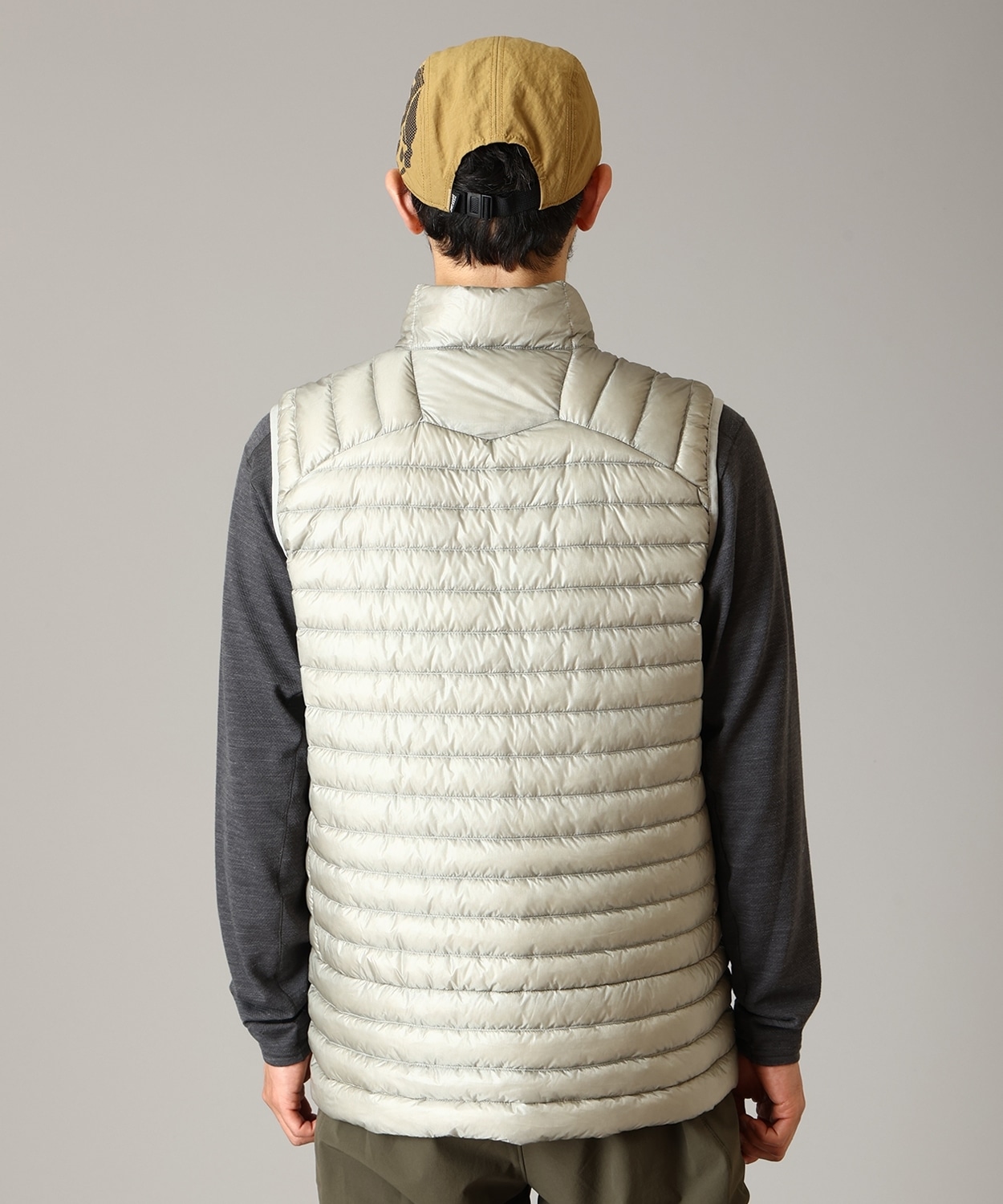 059Half Moon Grey