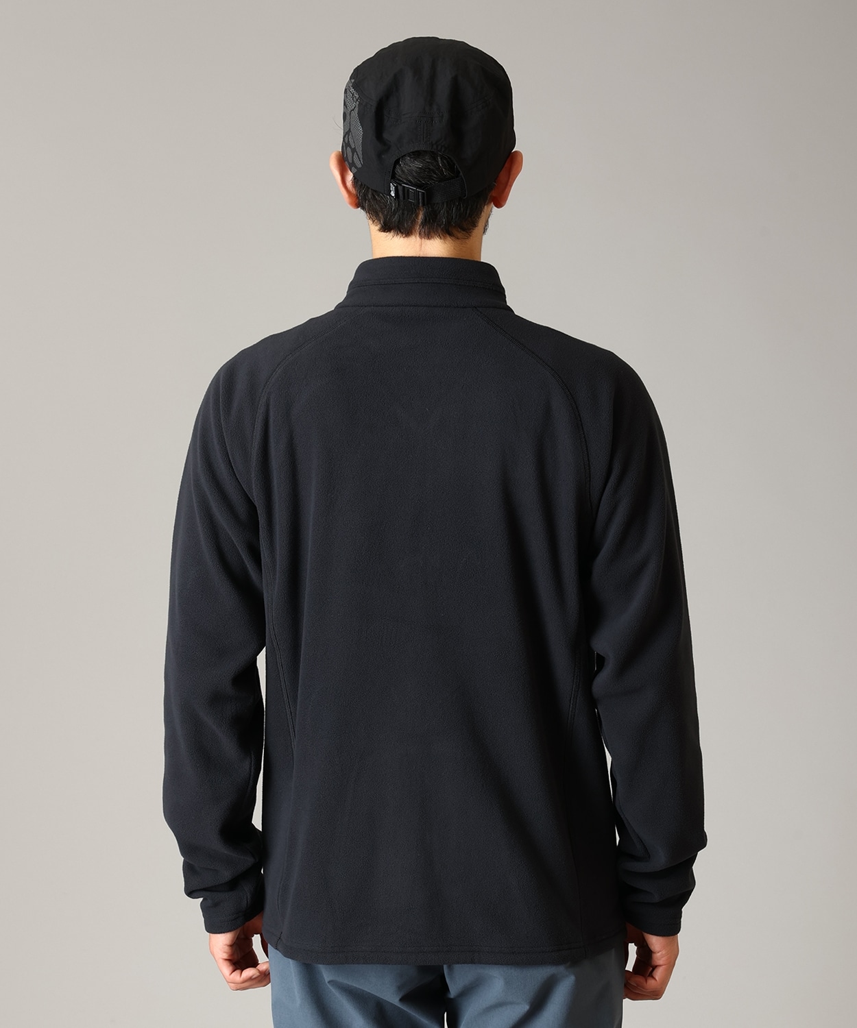 010Black