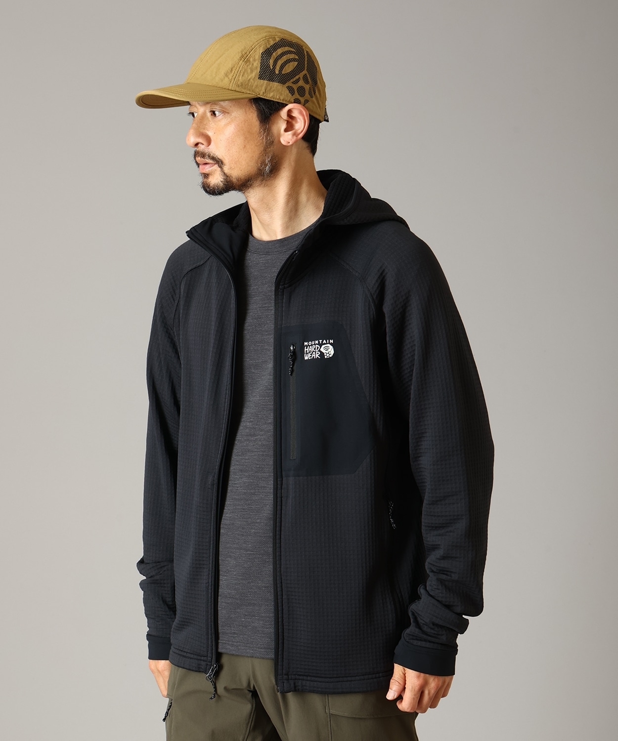 010Black