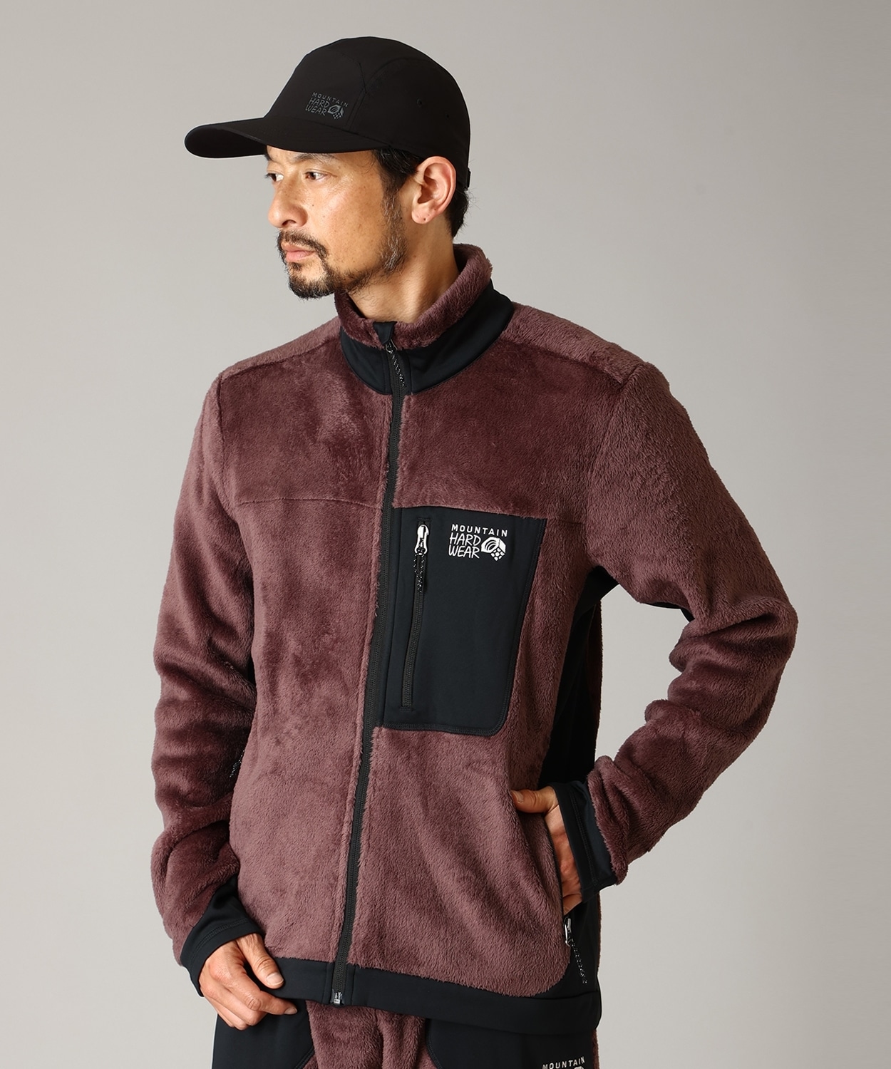 219Carob Black