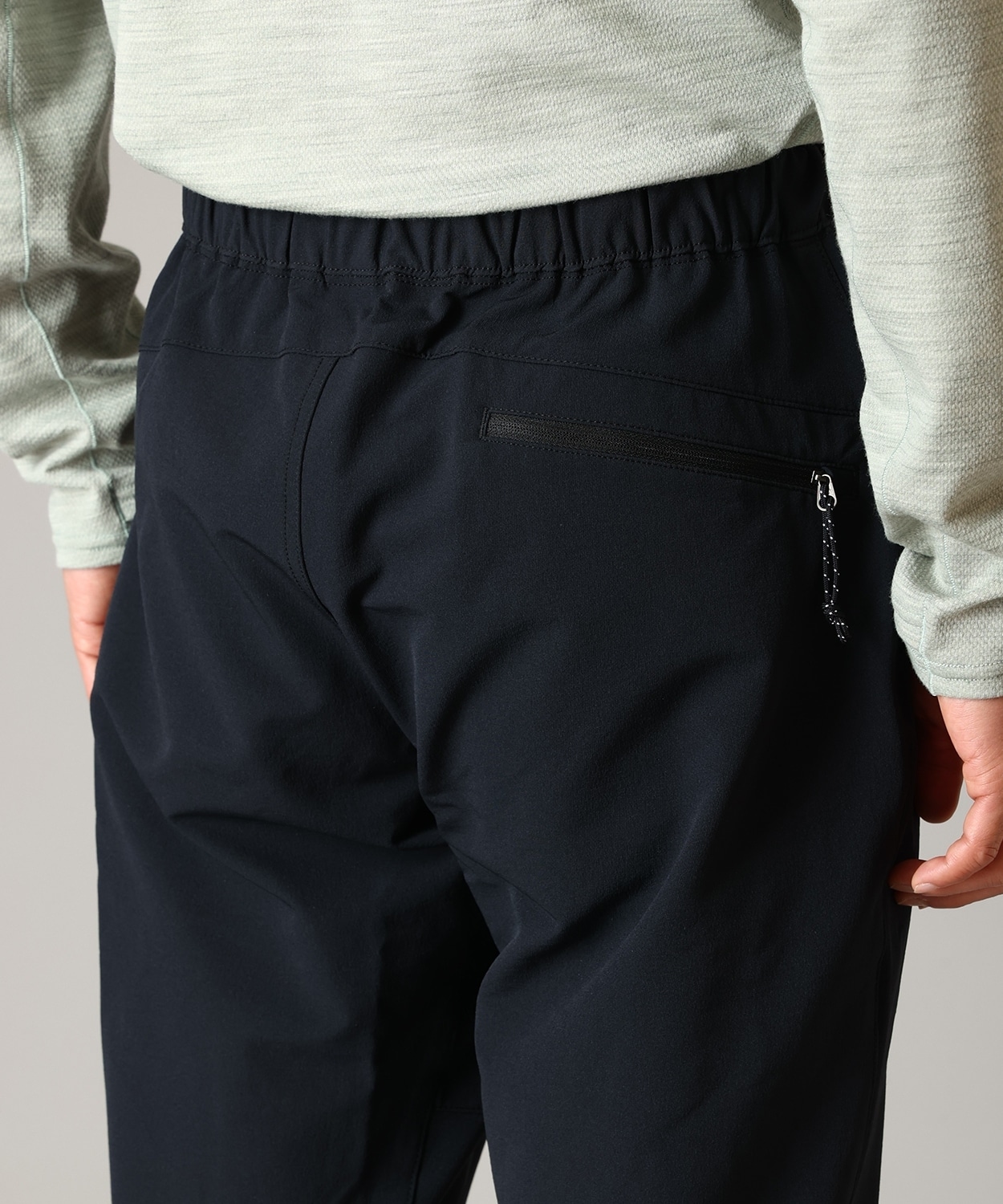010Black