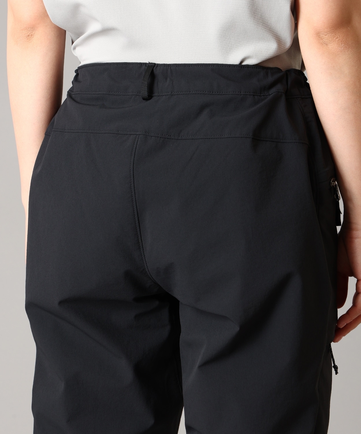 010Black