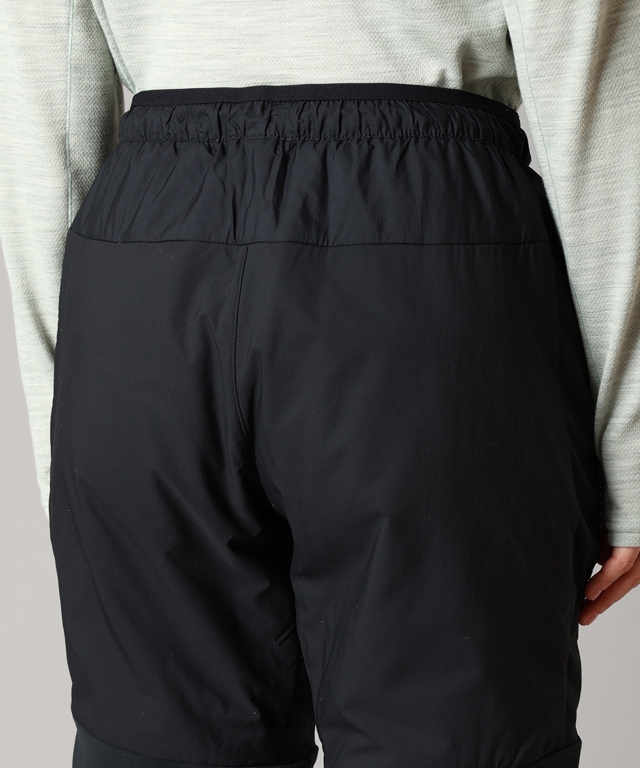 010Black
