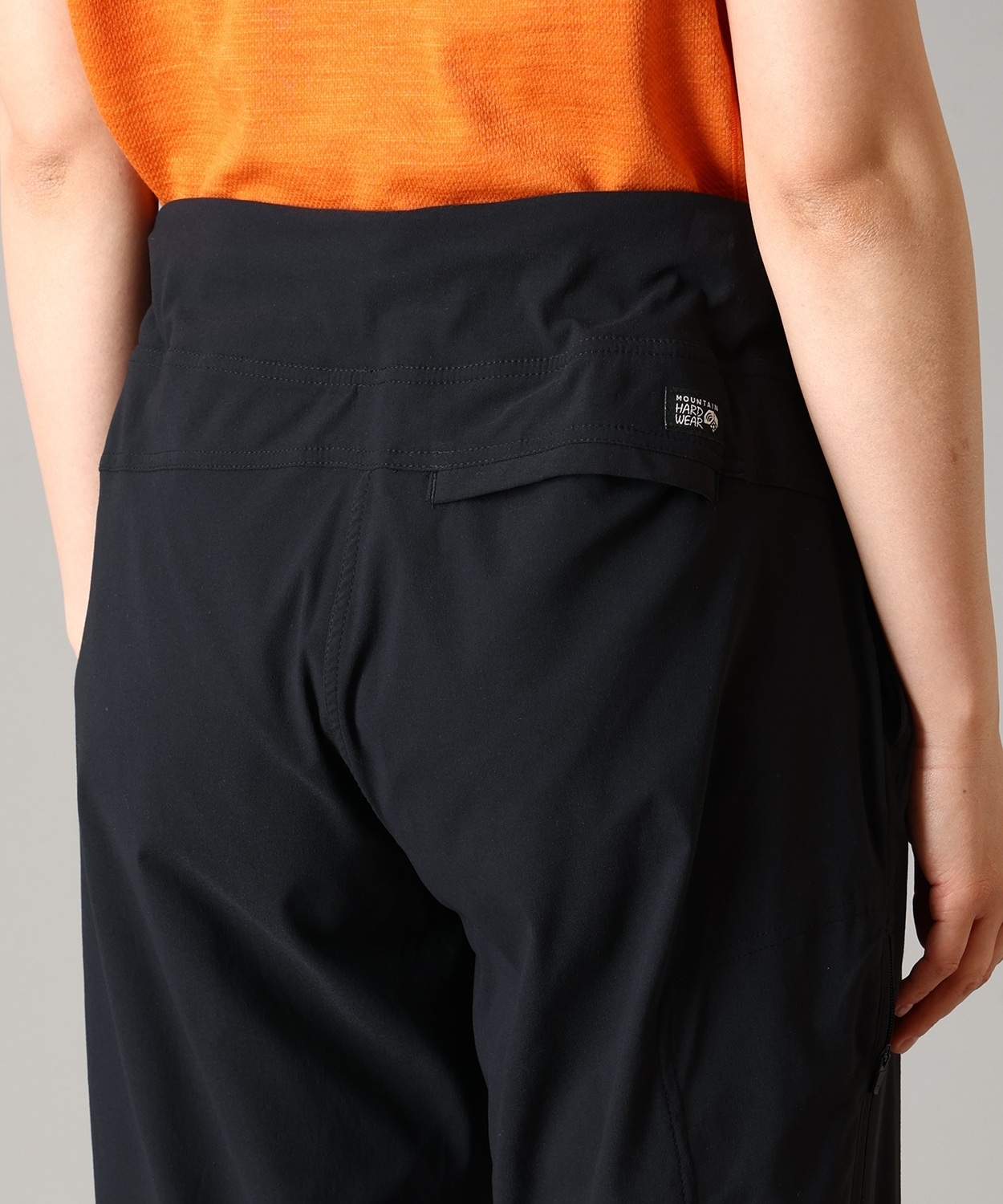 010Black