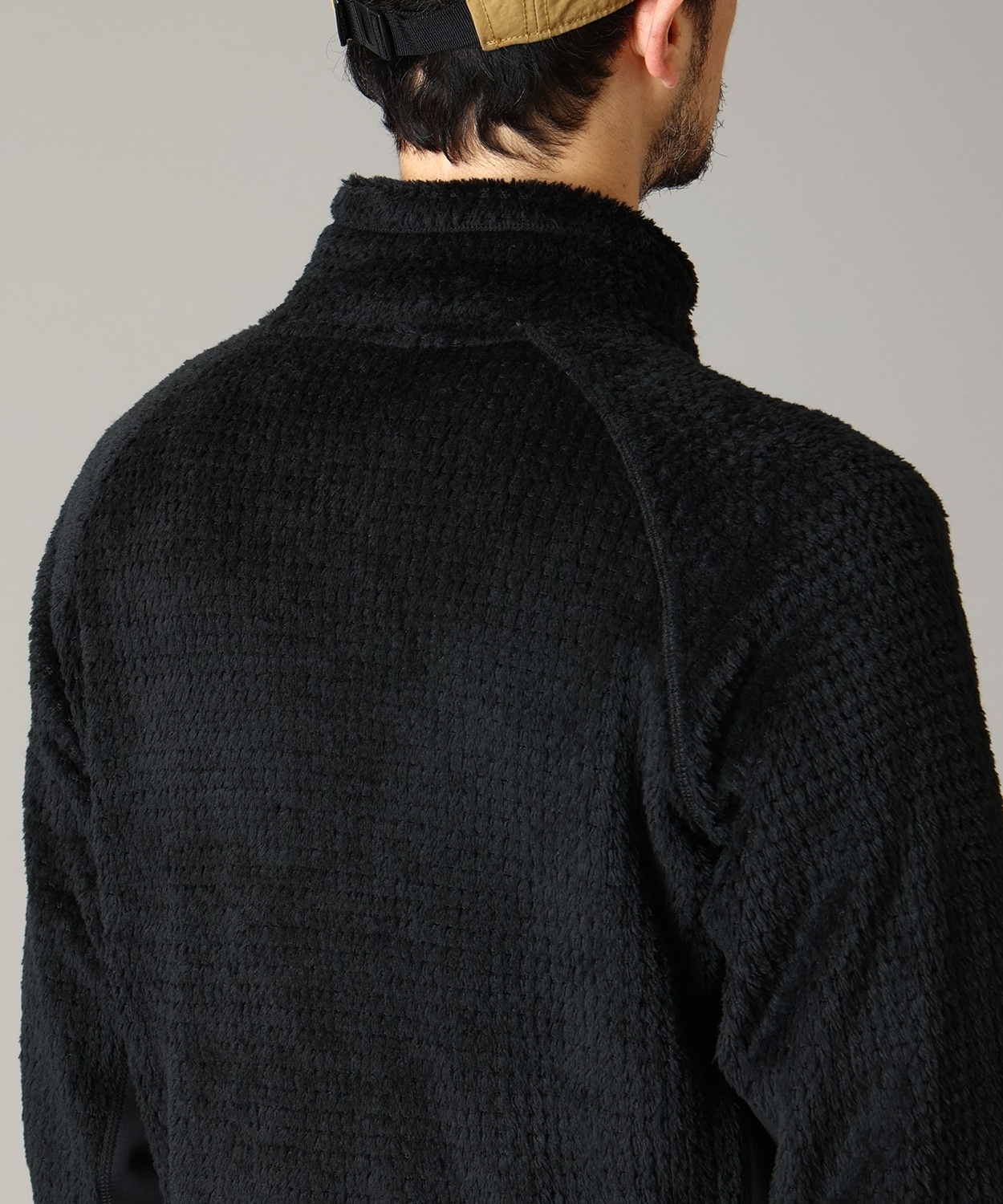 010Black