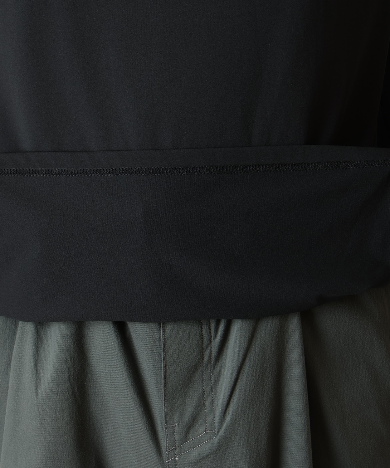 010Black