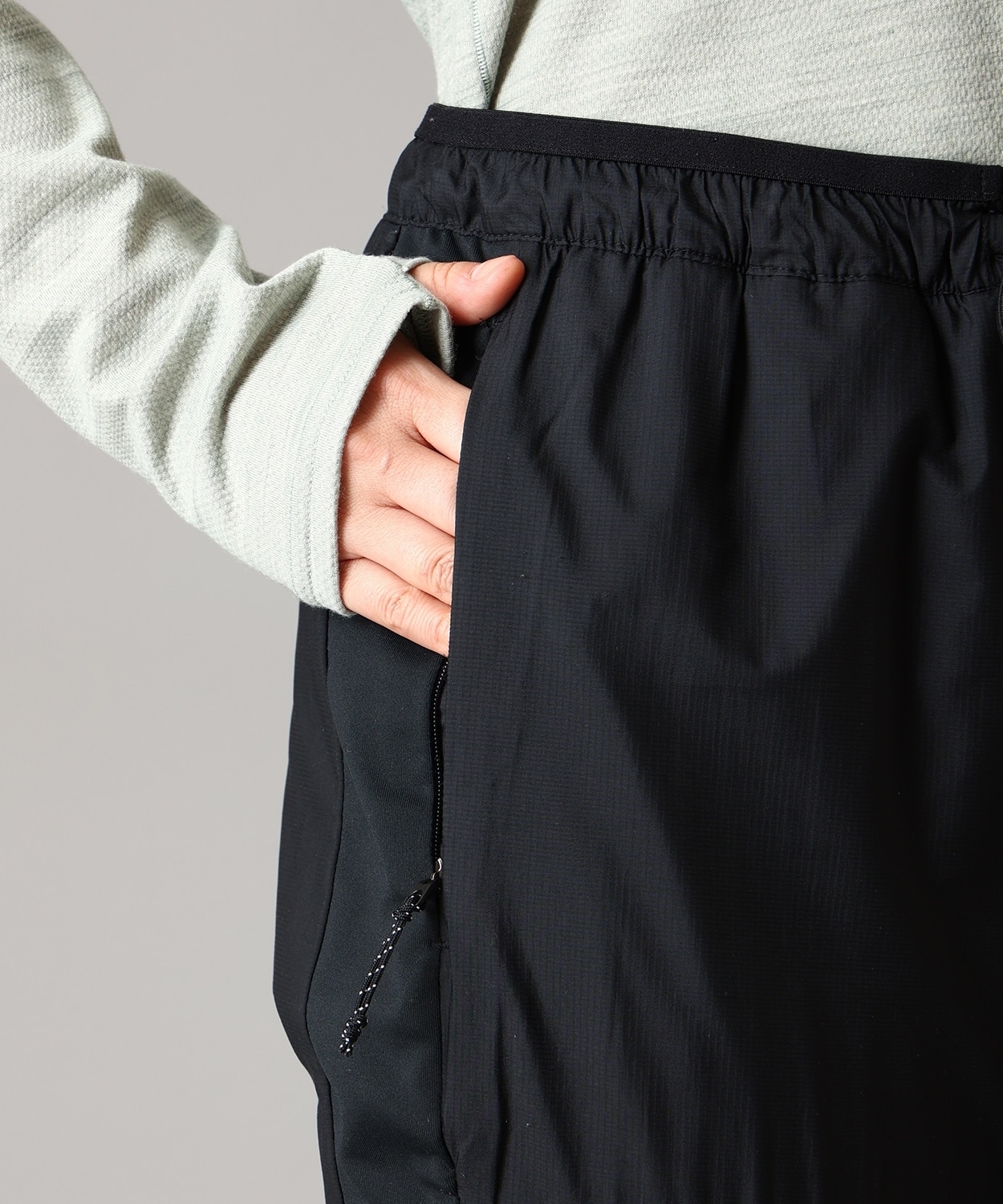 010Black