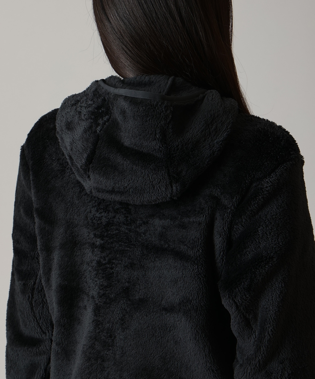010Black