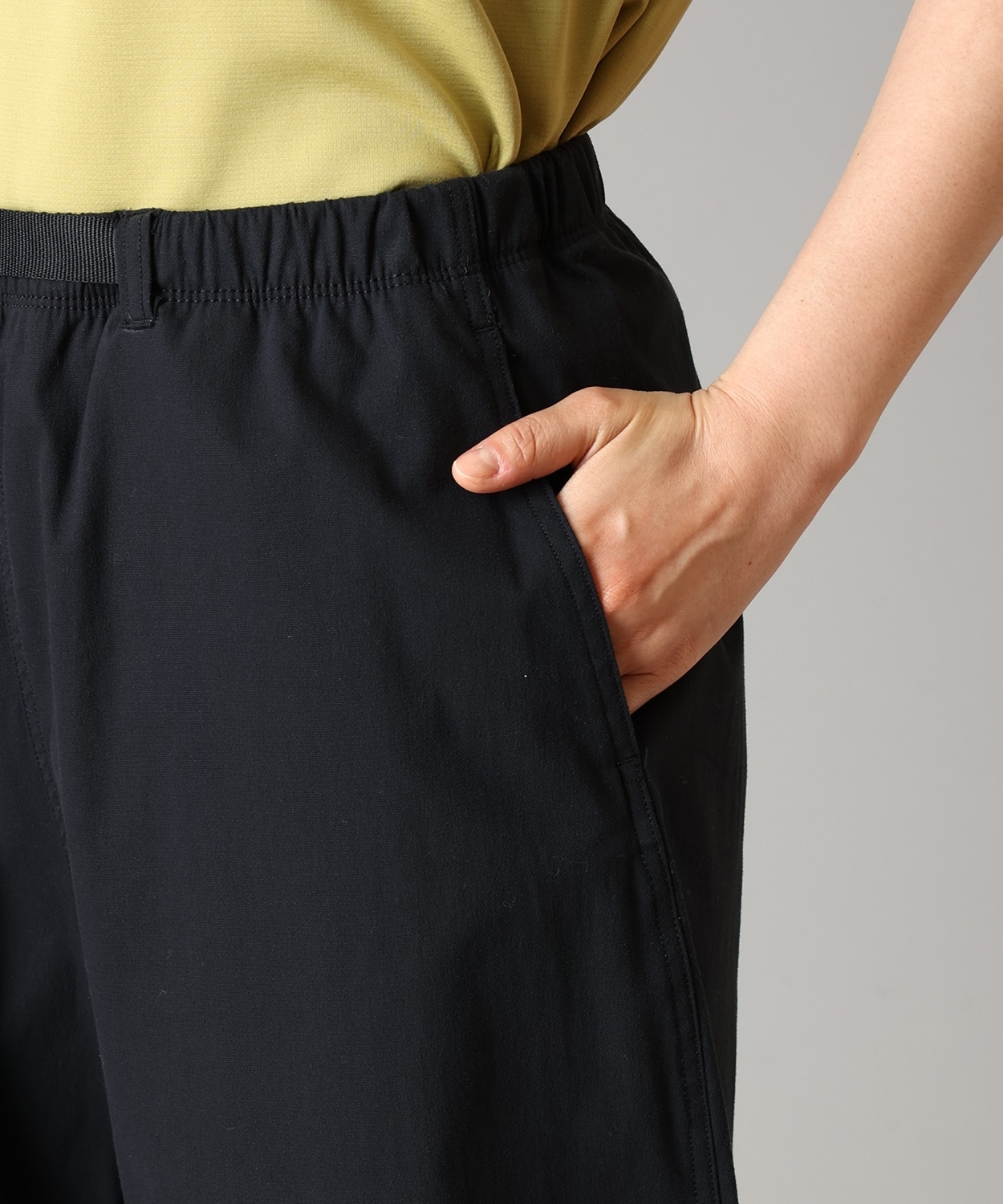 010Black