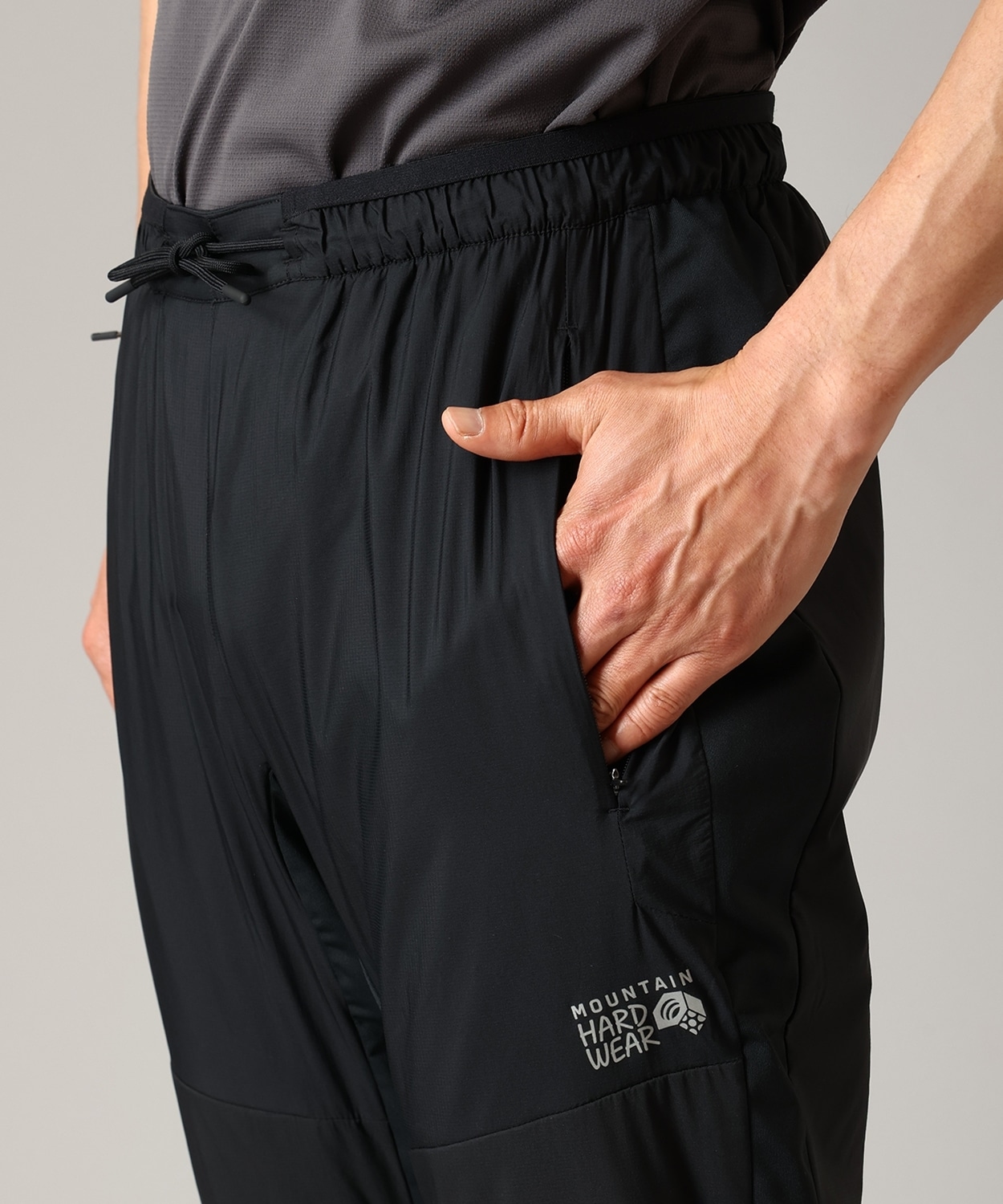 010Black