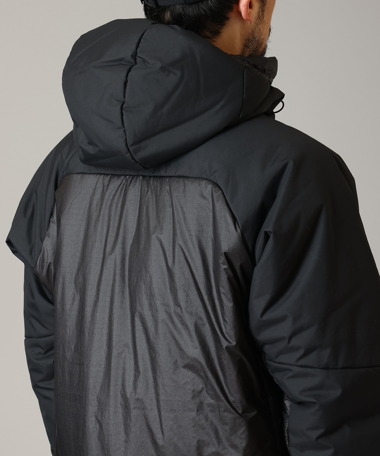 010Black
