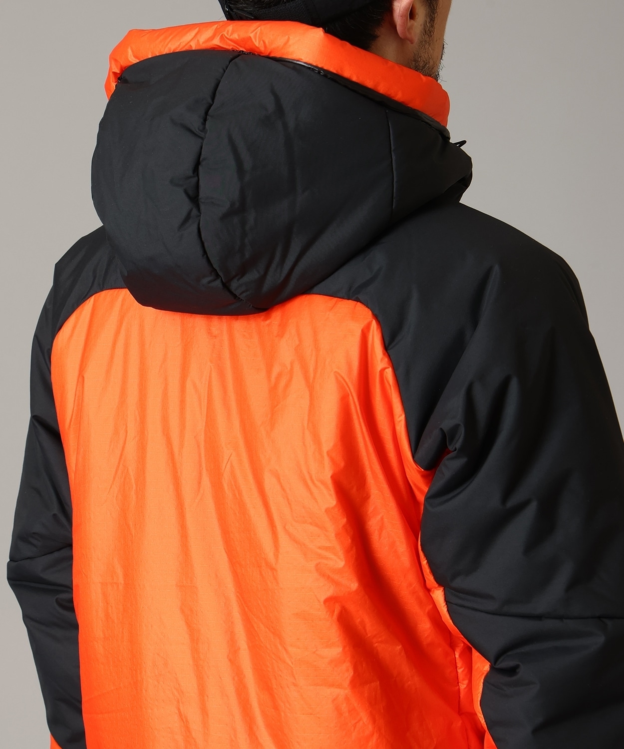 842State Orange Black