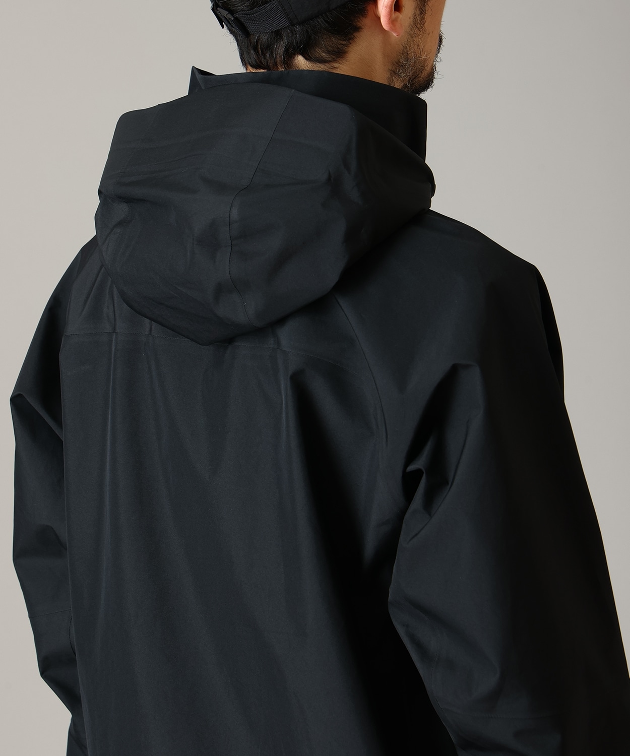 010Black