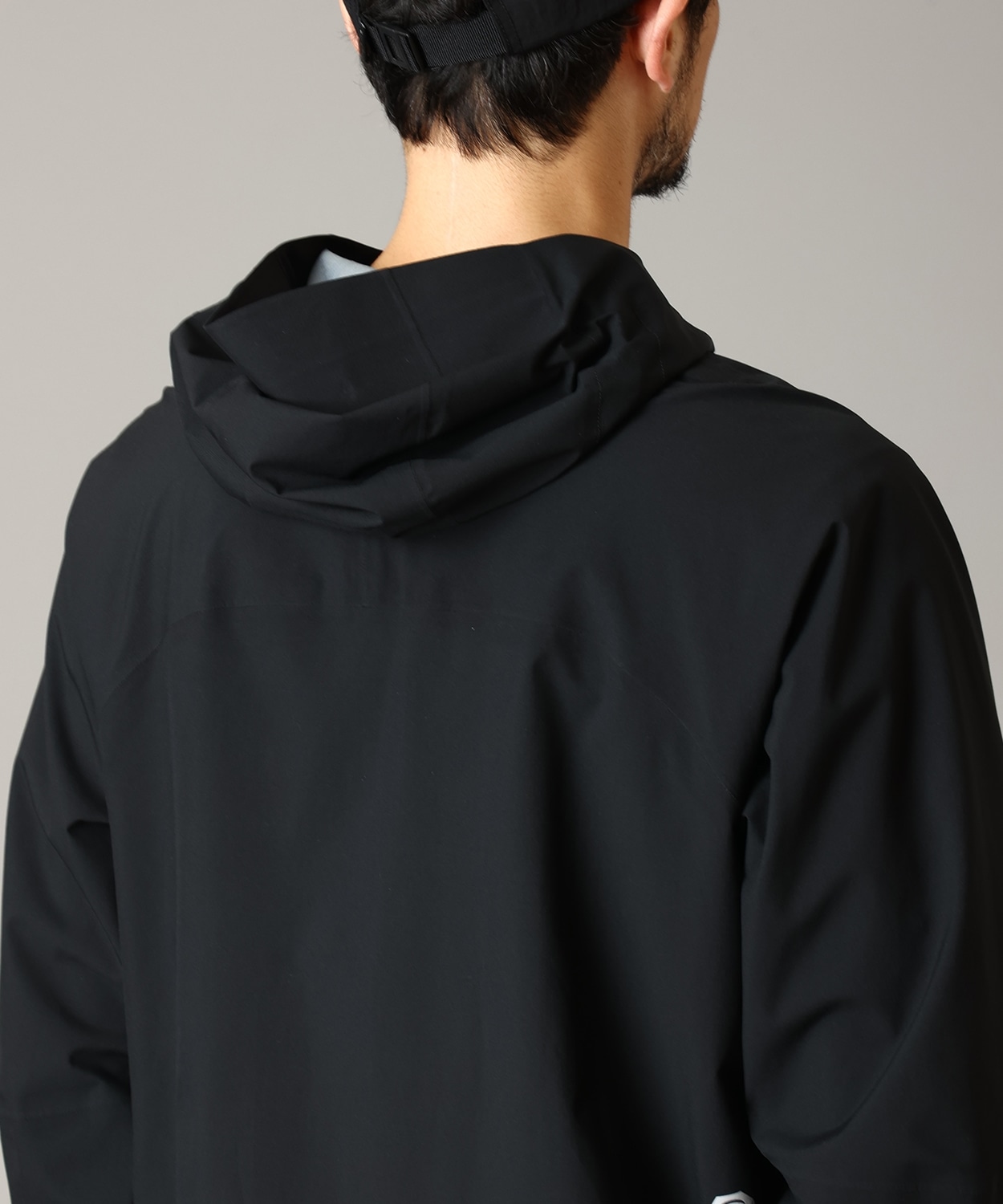 090Black