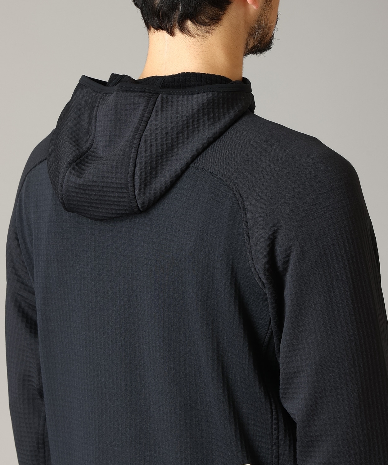 010Black