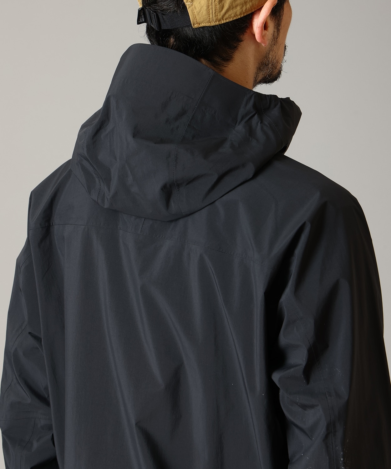 010Black